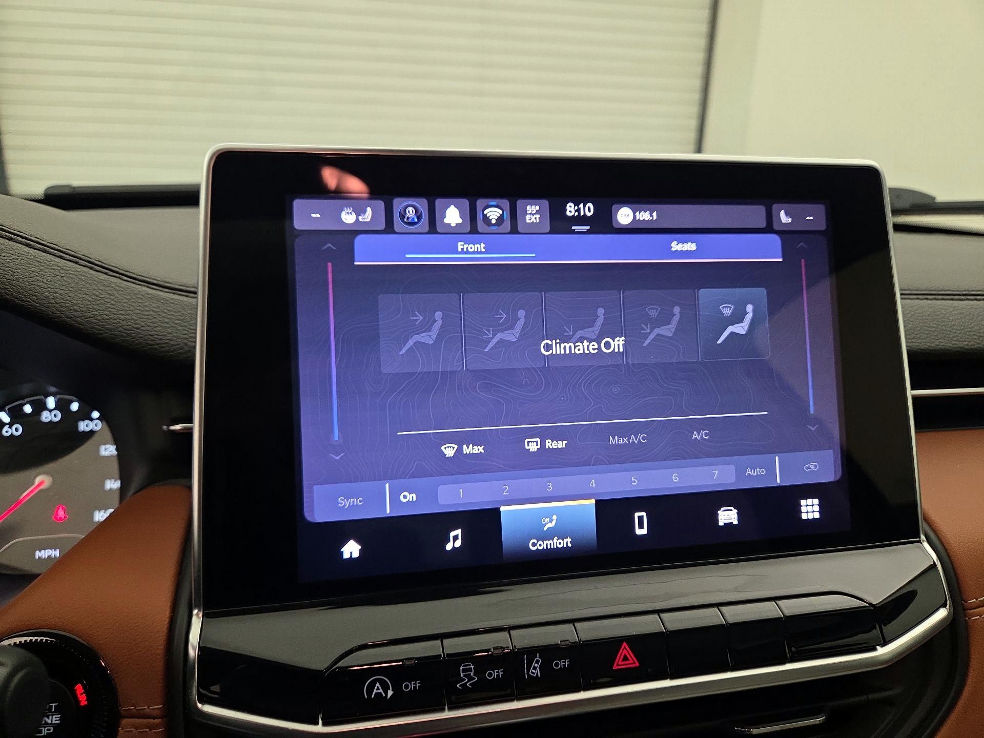 Thumbnail: 2022 Jeep Compass - 15