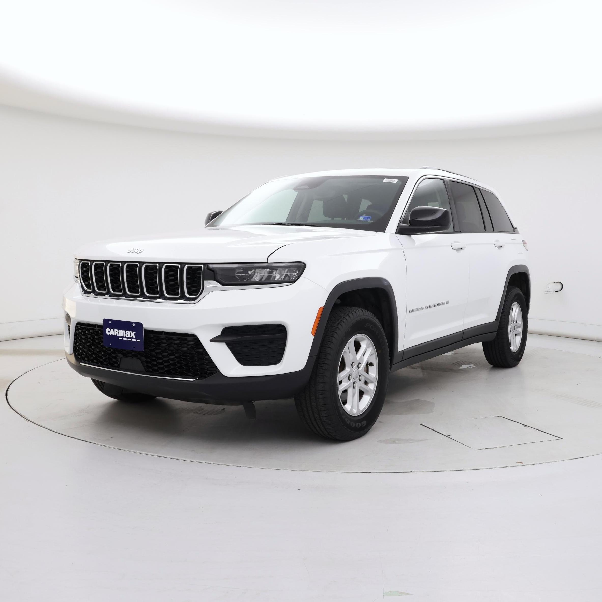 Thumbnail: 2023 Jeep Grand Cherokee - 4