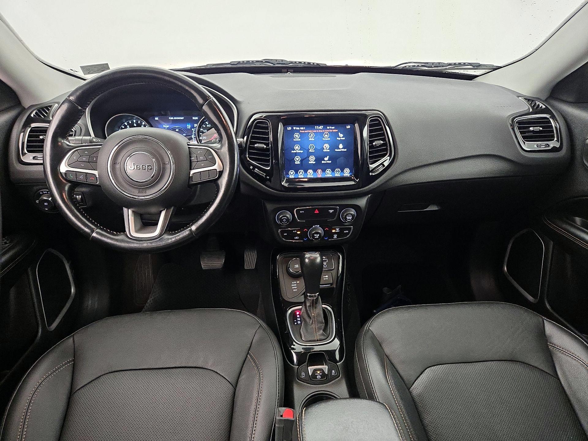 Thumbnail: 2020 Jeep Compass - 9