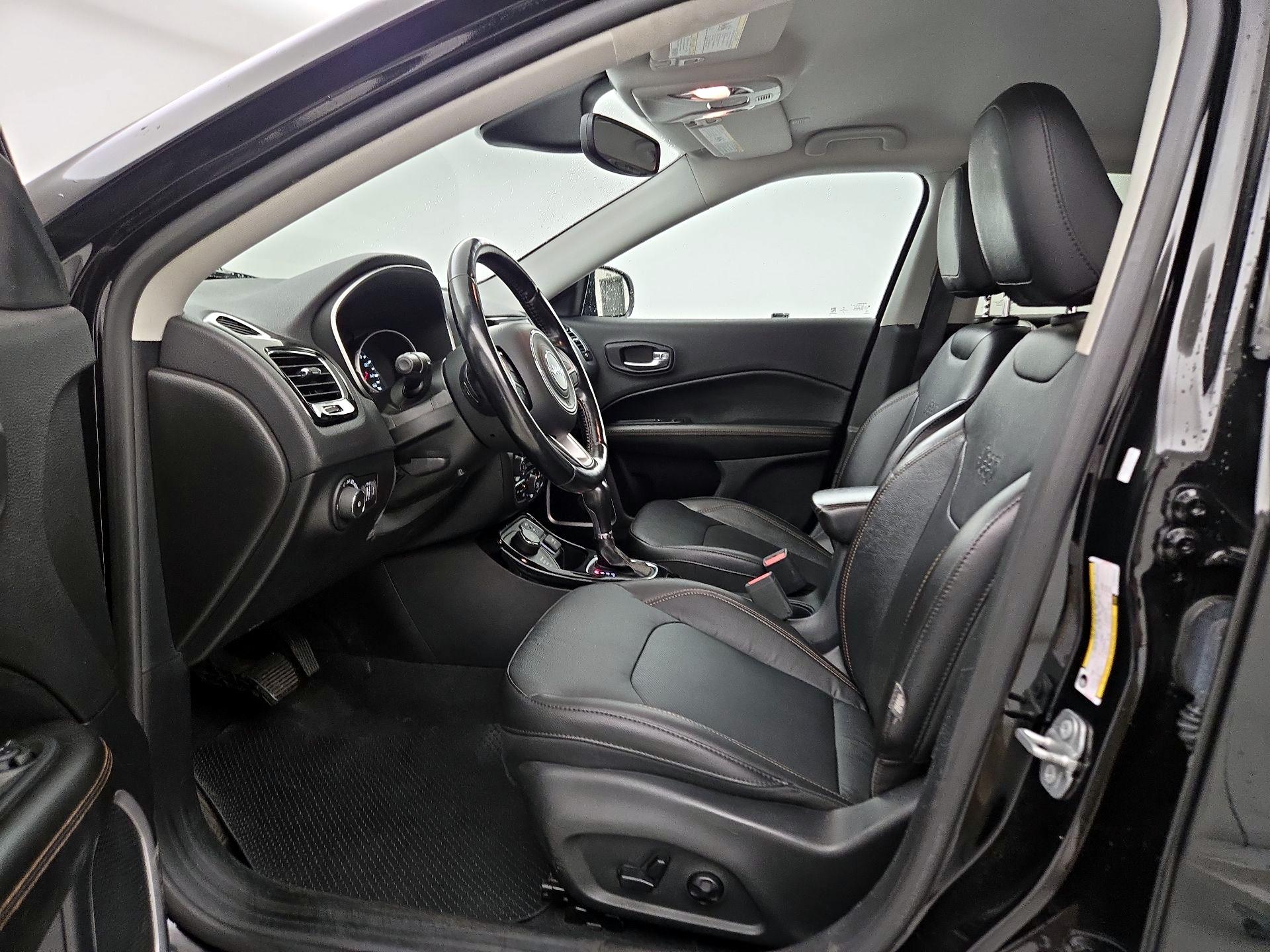 Thumbnail: 2020 Jeep Compass - 11