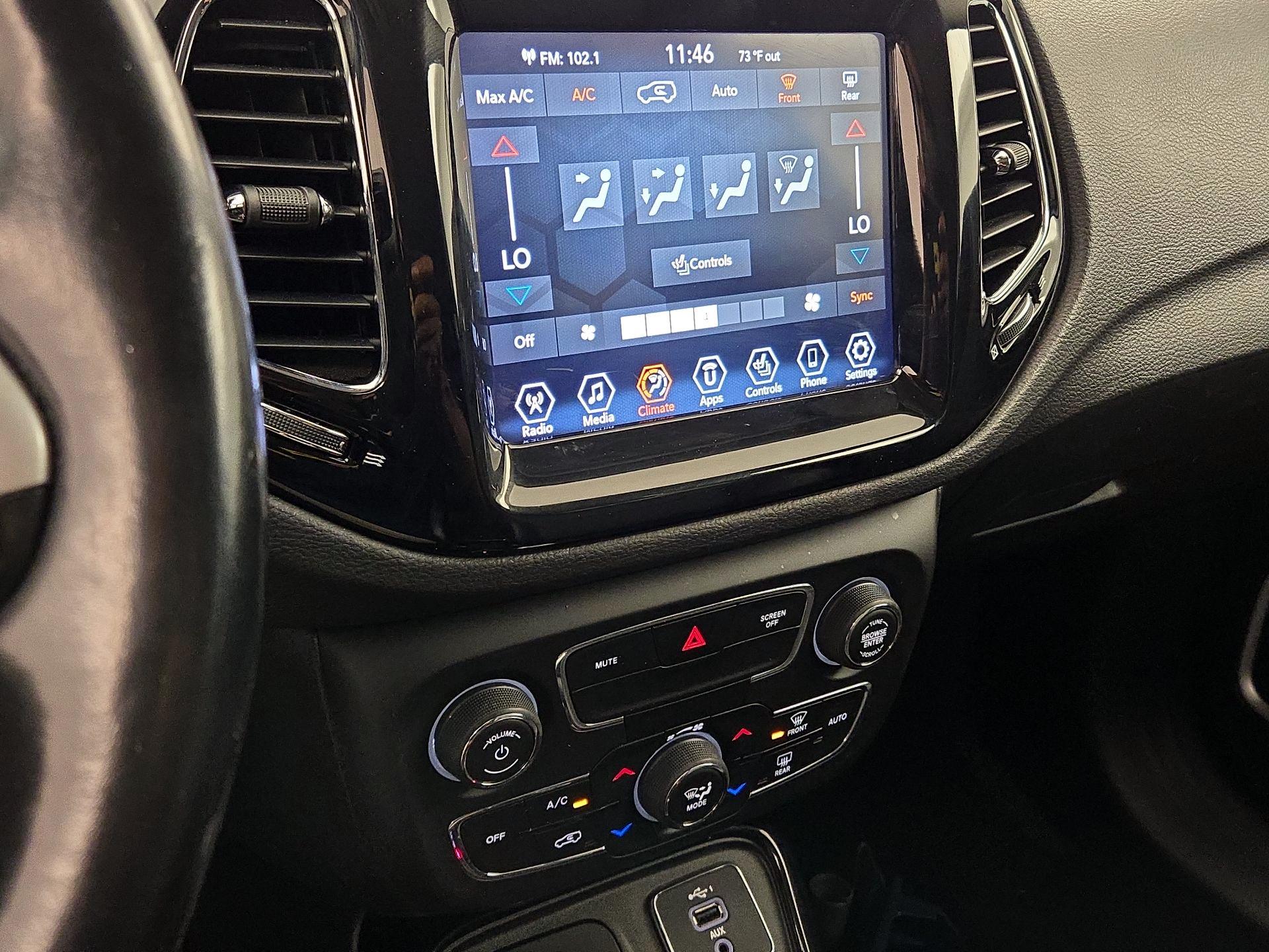 Thumbnail: 2020 Jeep Compass - 15