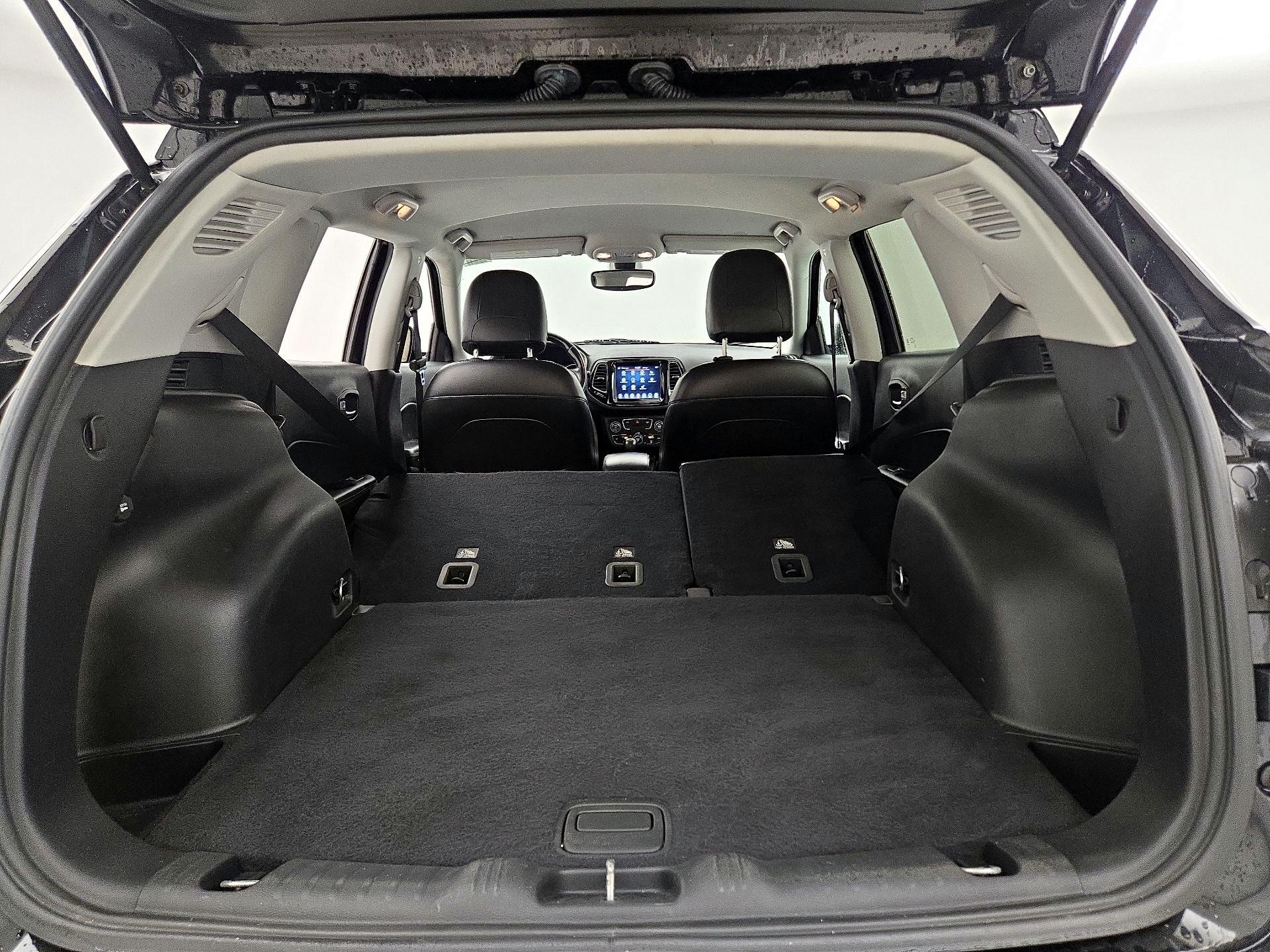 Thumbnail: 2020 Jeep Compass - 20