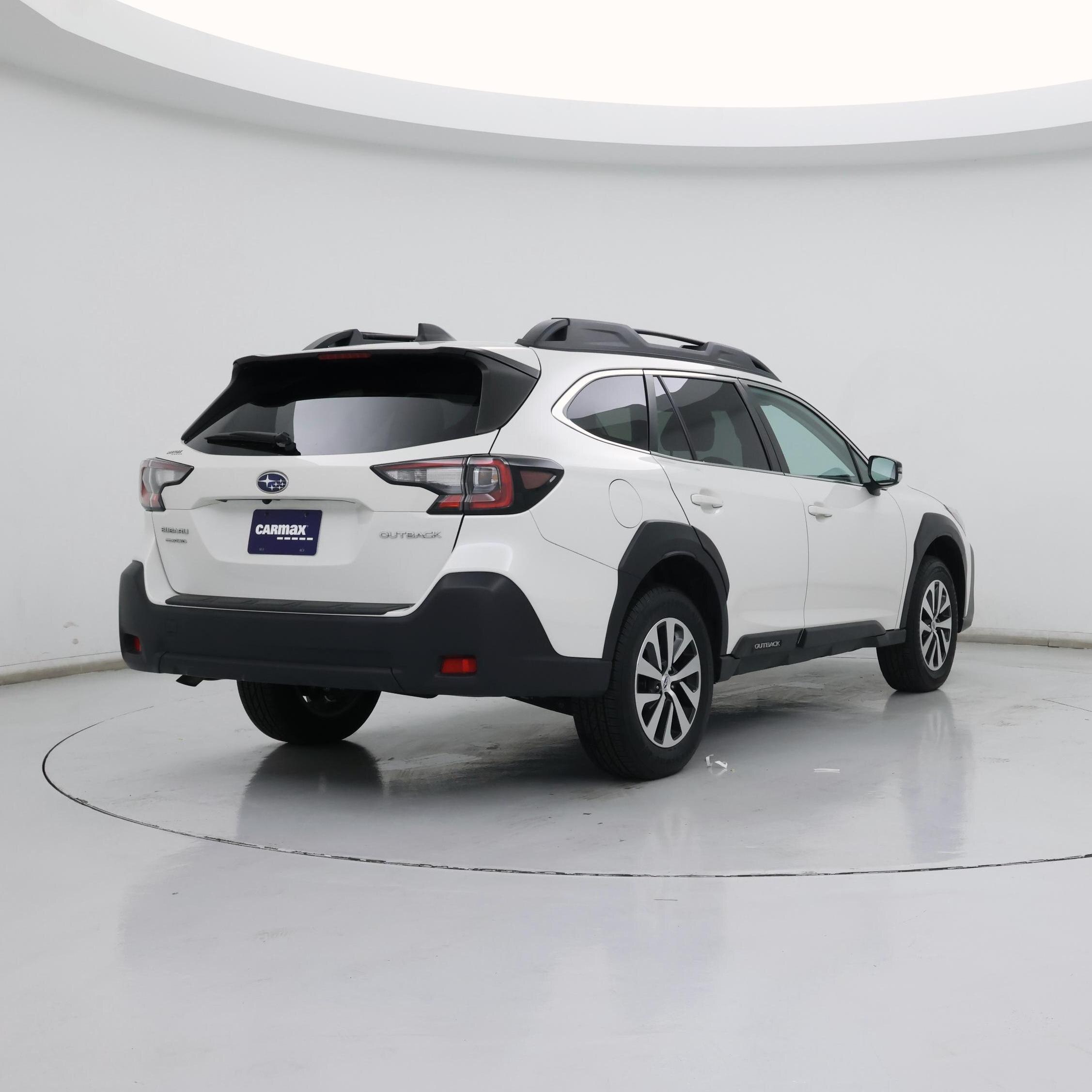 Thumbnail: 2023 Subaru Outback - 8