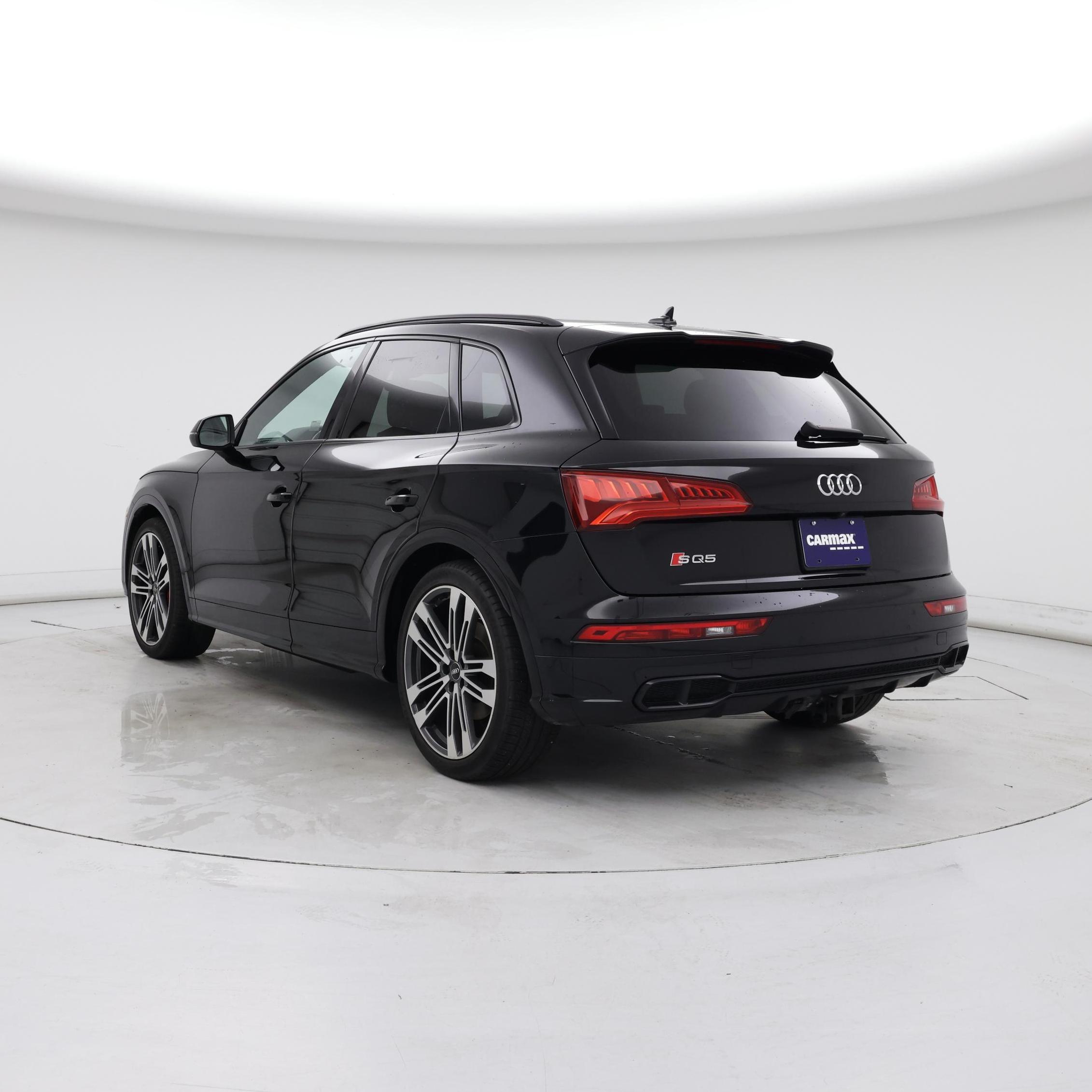 Thumbnail: 2020 Audi SQ5 - 2
