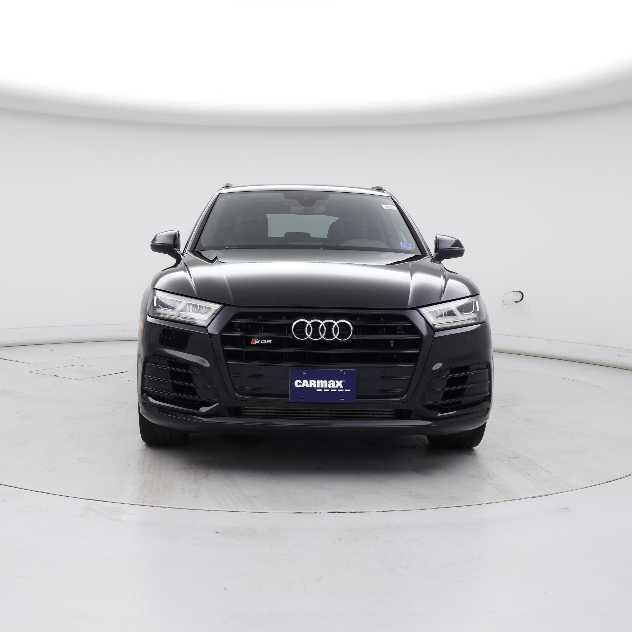 Thumbnail: 2020 Audi SQ5 - 5