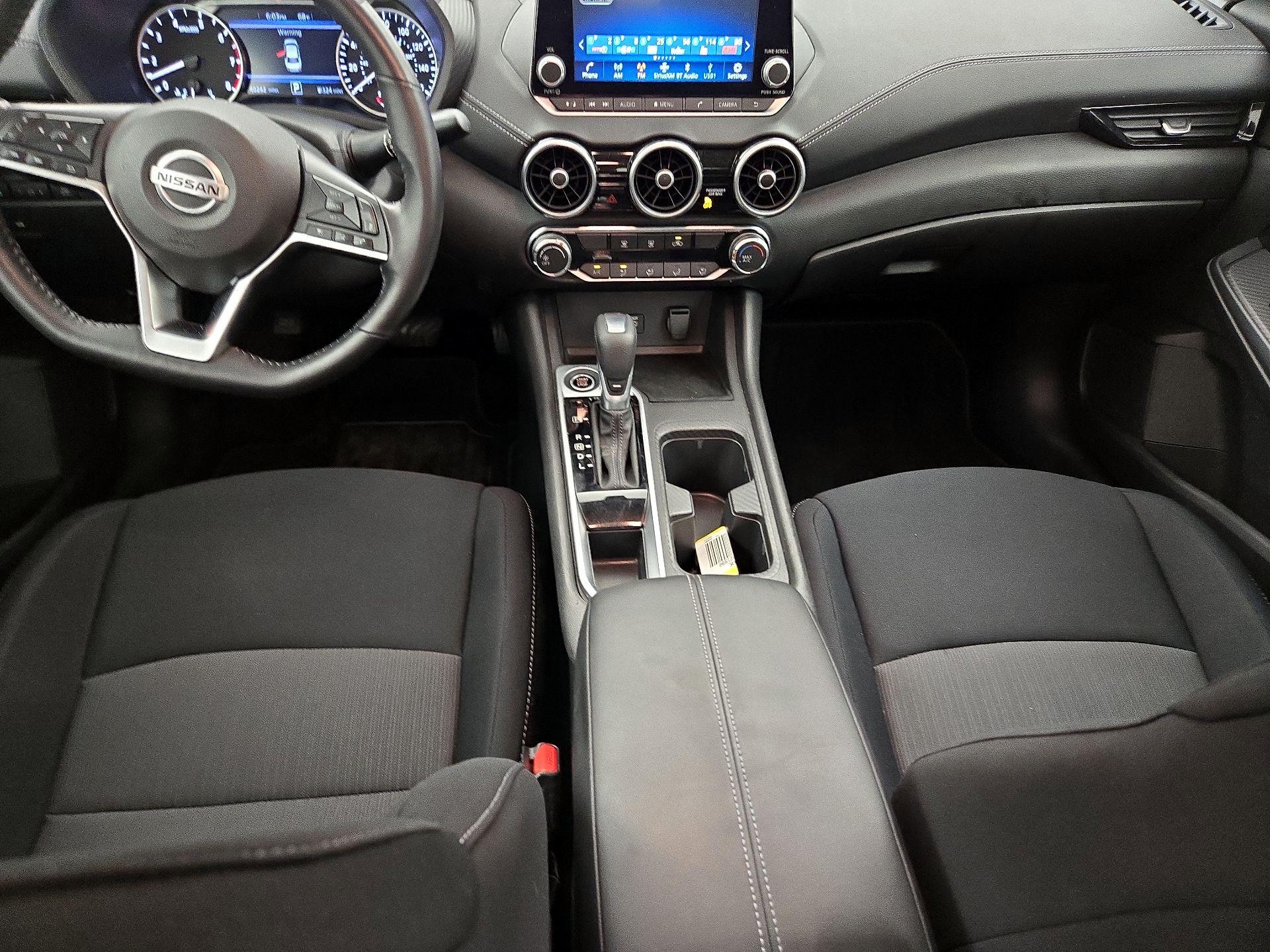 Thumbnail: 2023 Nissan Sentra - 9