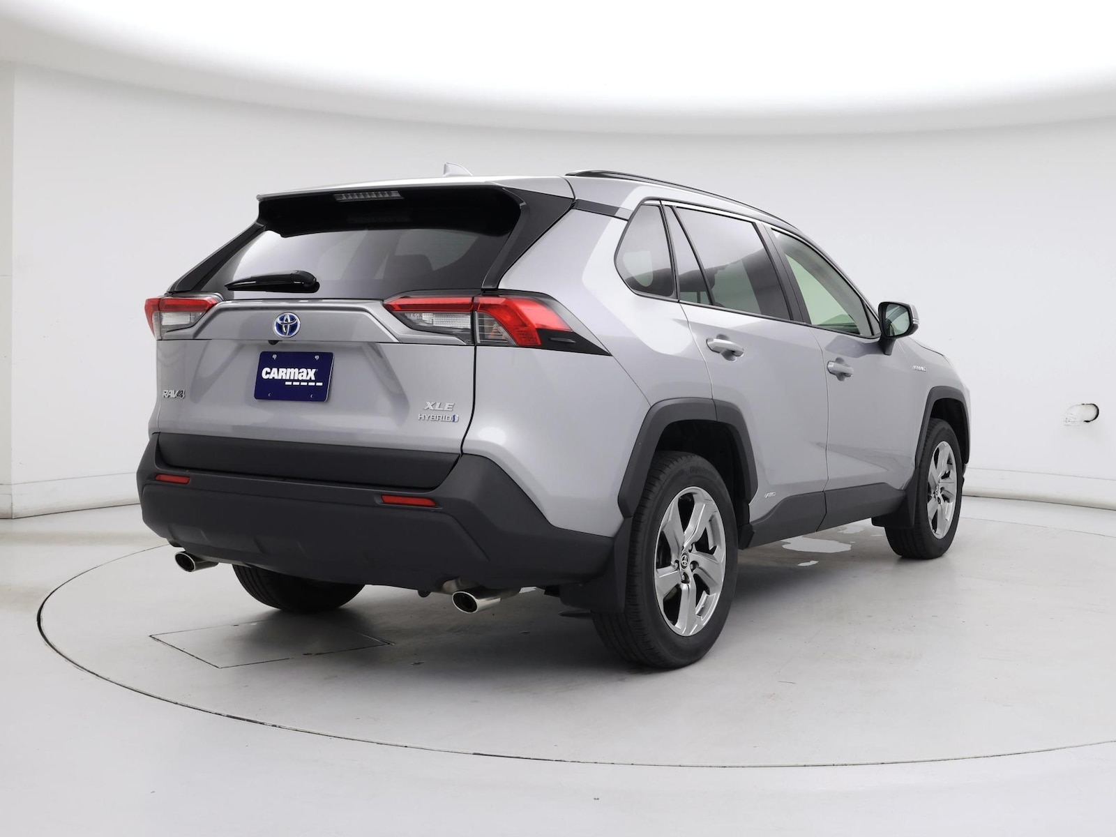 2021 Toyota RAV4 XLE Premium - Photo 9
