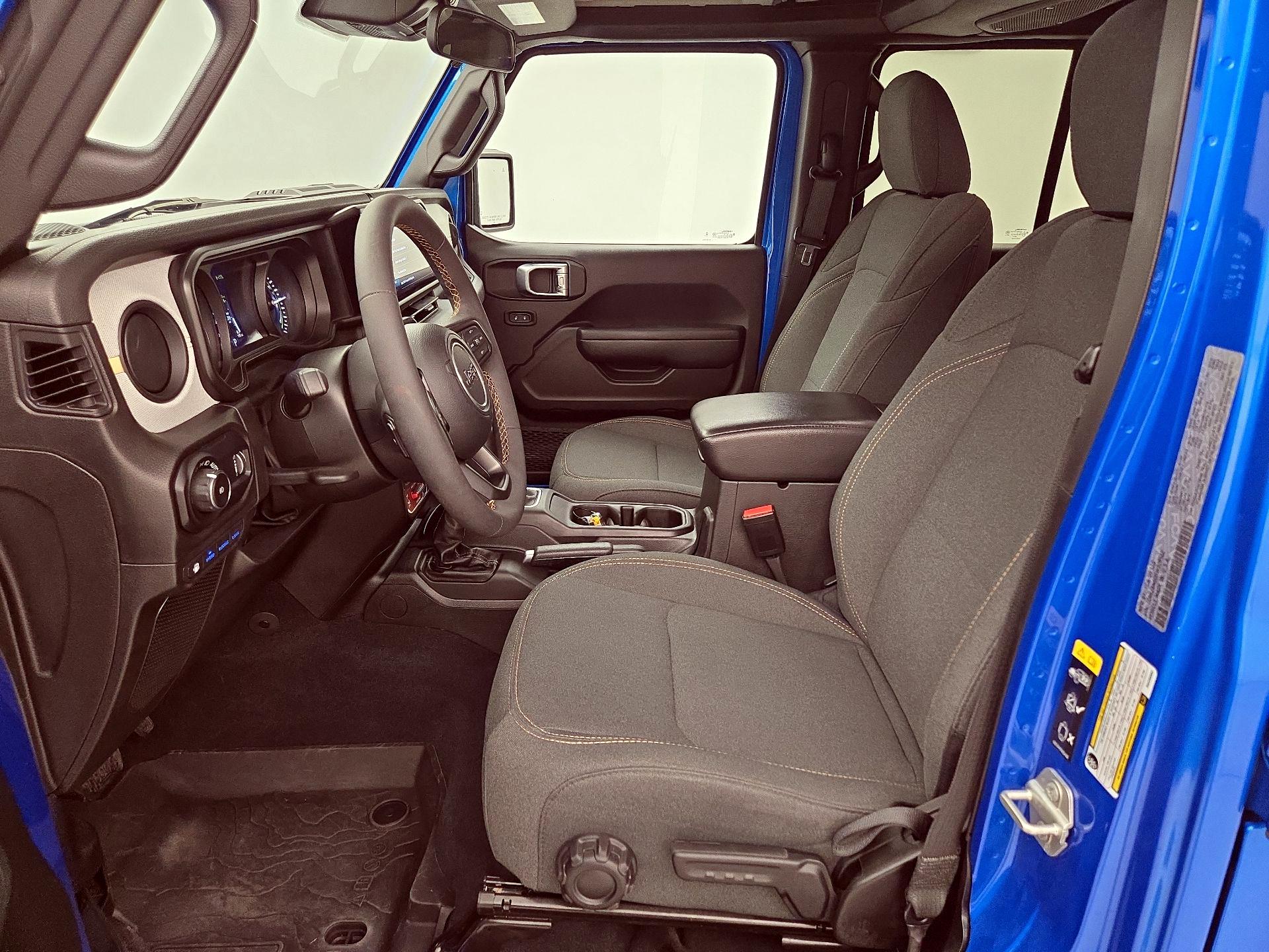 Thumbnail: 2024 Jeep Wrangler - 11