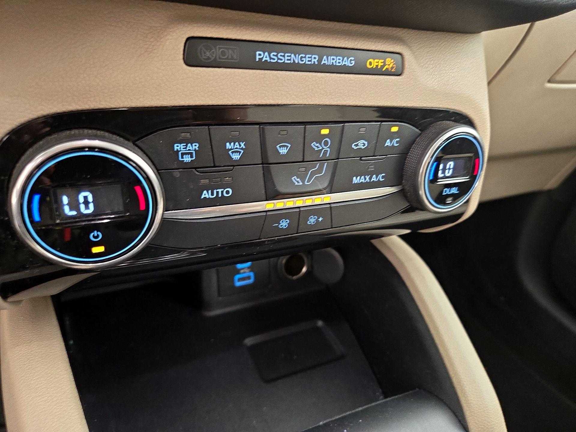 Thumbnail: 2021 Ford Escape - 16