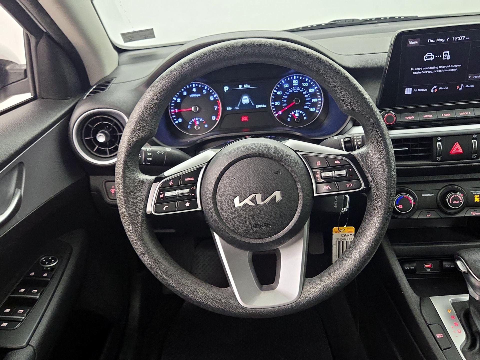 Thumbnail: 2023 Kia Forte - 10