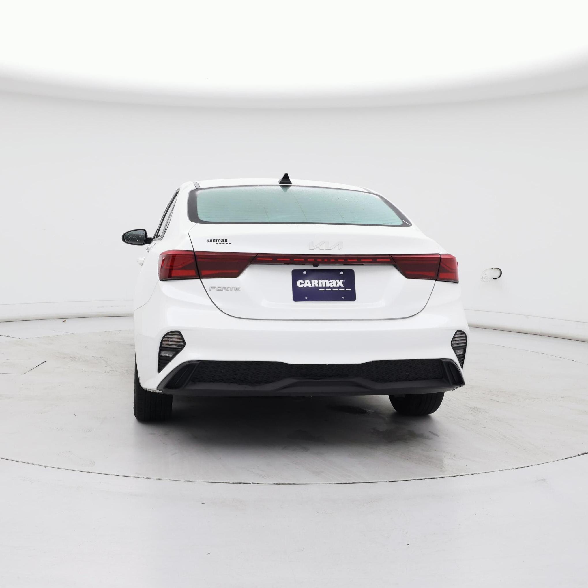 Thumbnail: 2023 Kia Forte - 6