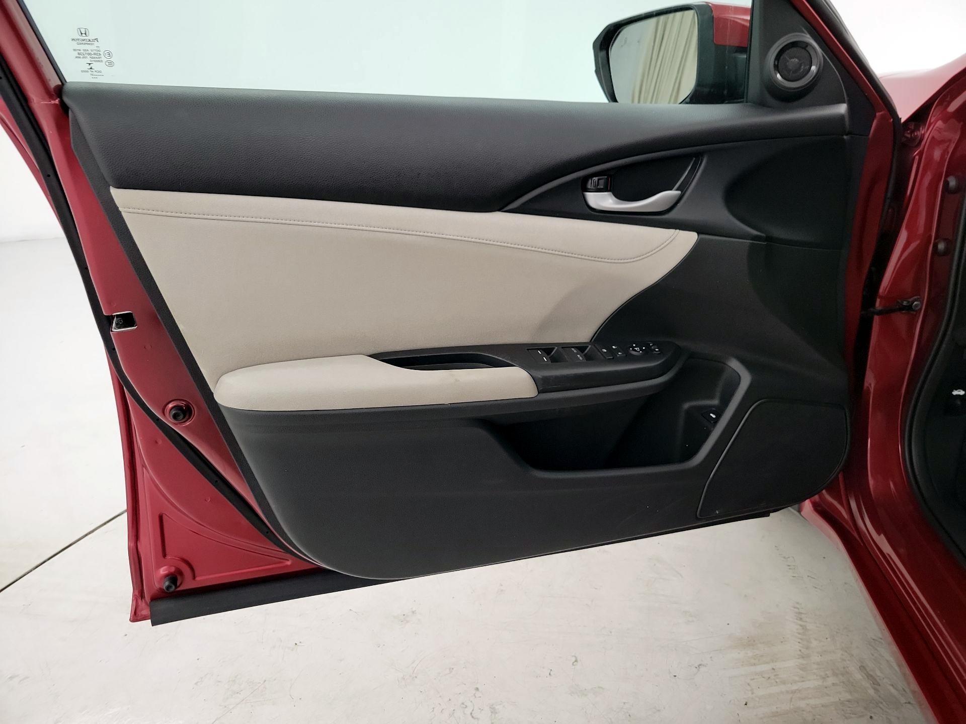 Thumbnail: 2022 Honda Insight - 12