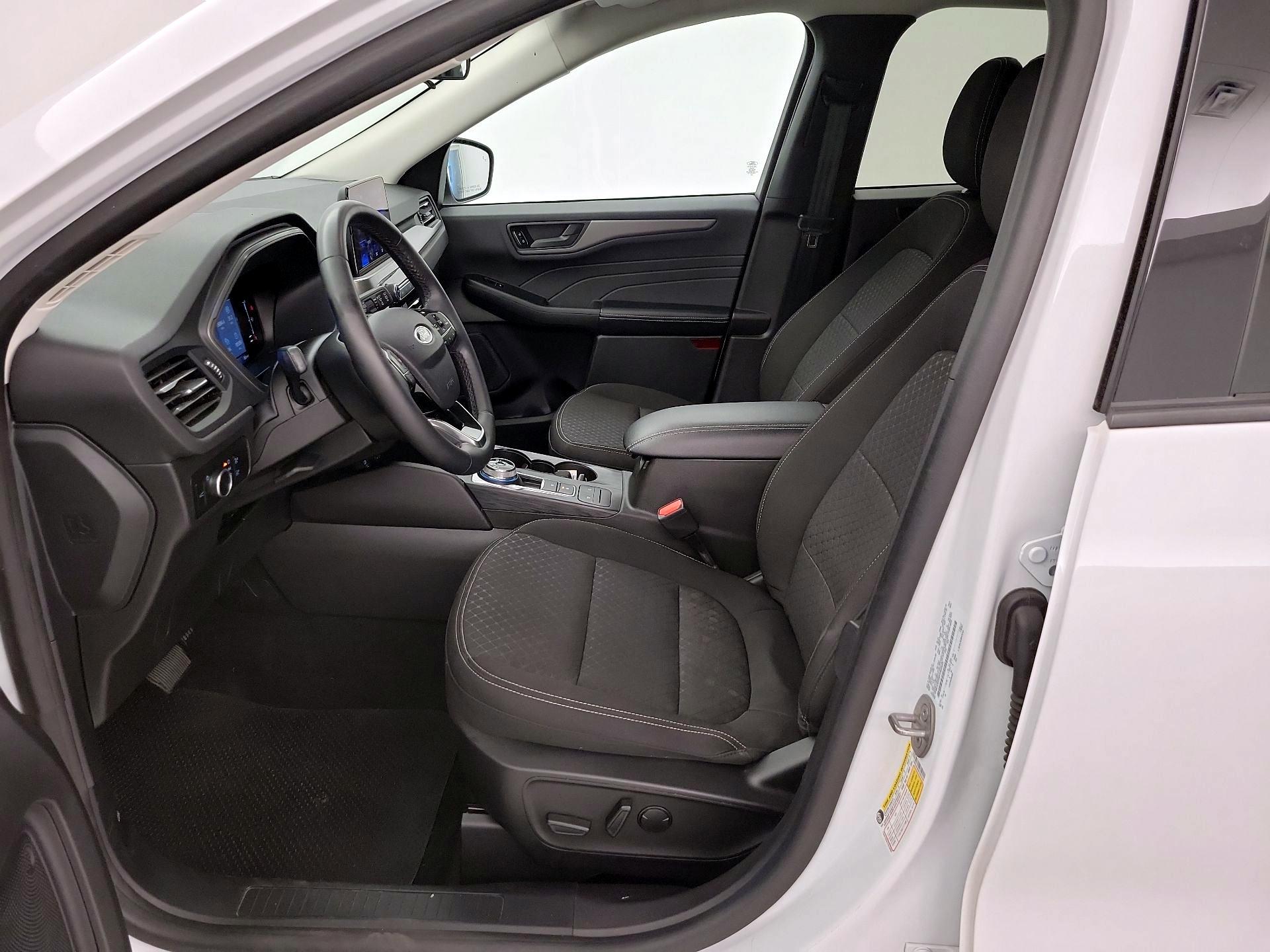 Thumbnail: 2023 Ford Escape - 11