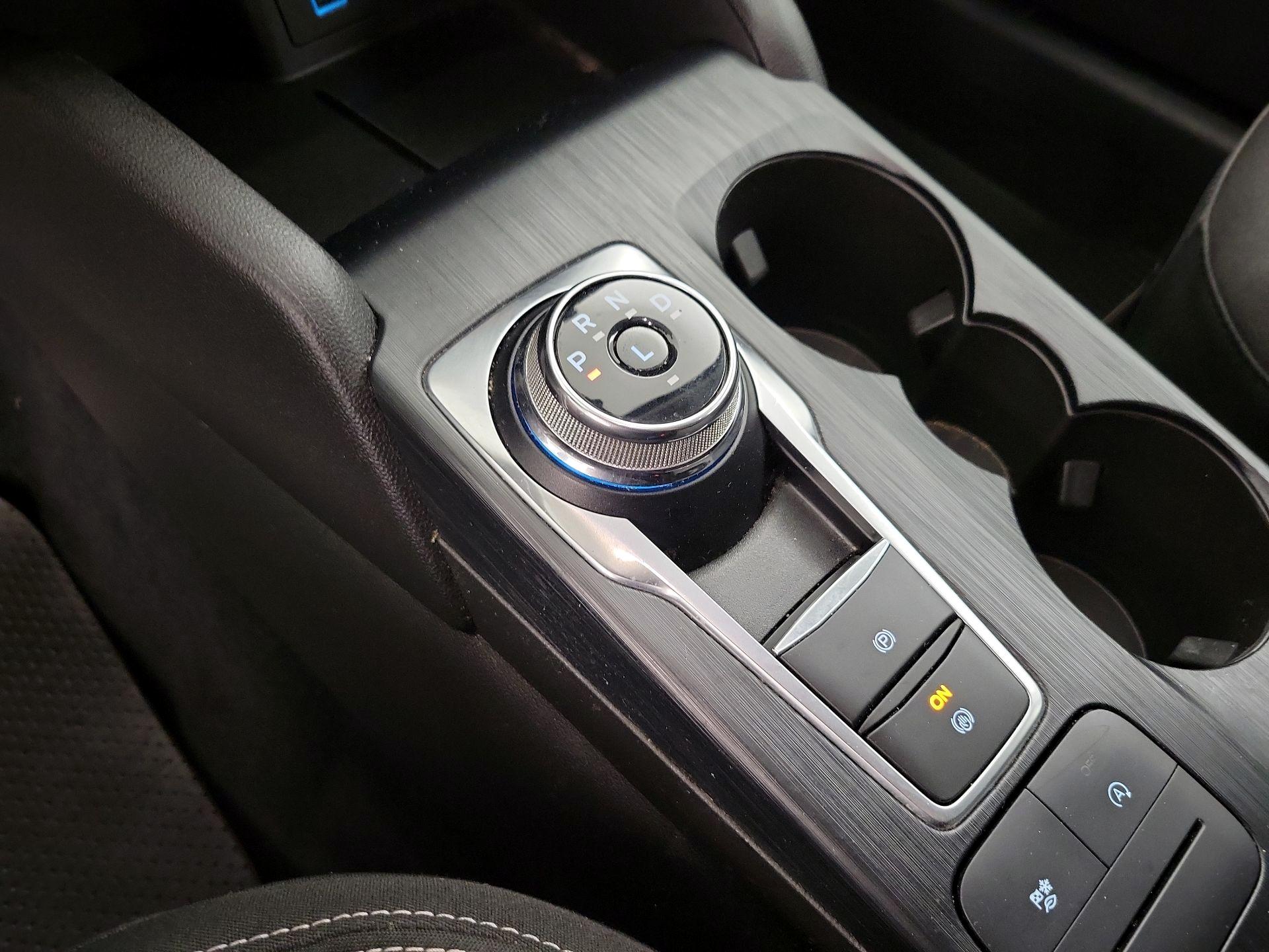 Thumbnail: 2023 Ford Escape - 17