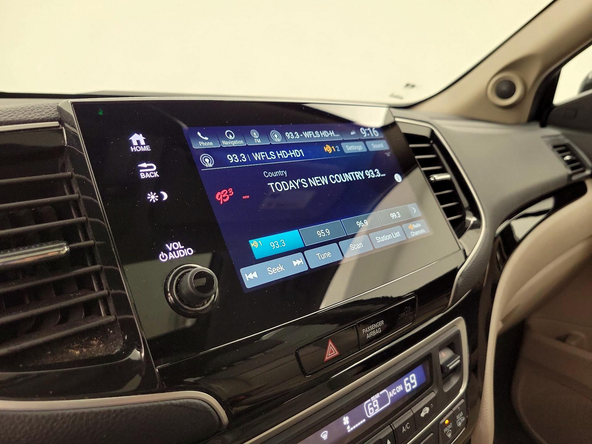 Thumbnail: 2020 Honda Pilot - 15