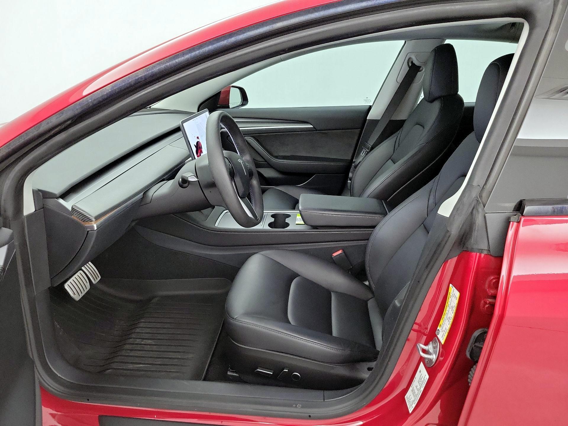 Thumbnail: 2023 Tesla Model 3 - 11