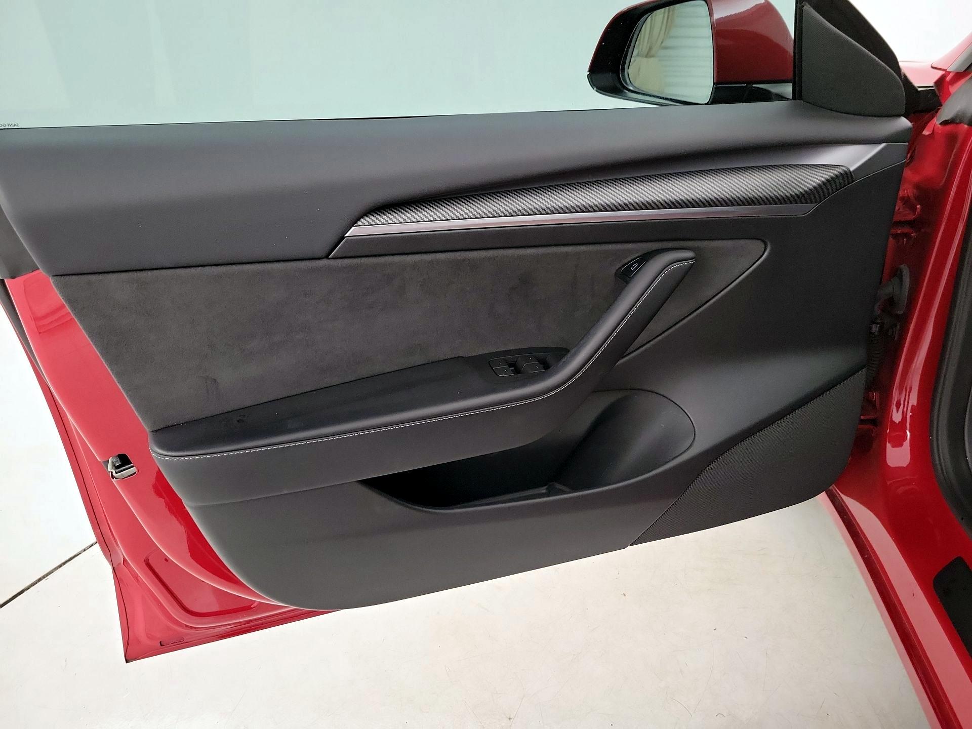 Thumbnail: 2023 Tesla Model 3 - 12