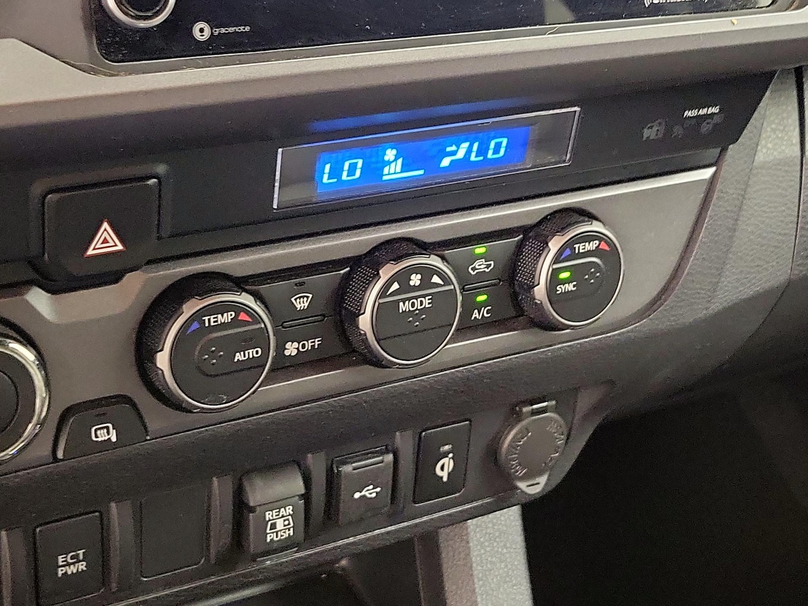2023 Toyota Tacoma TRD Off Road - Photo 17