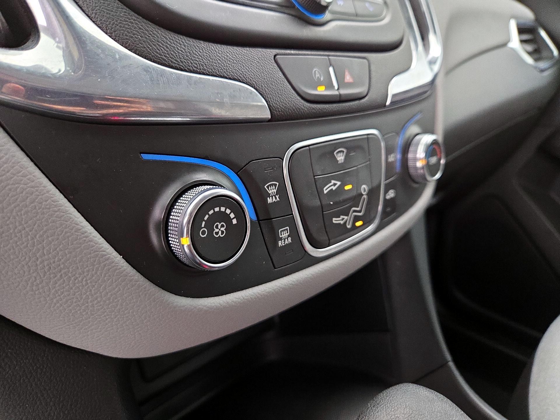 Thumbnail: 2022 Chevrolet Equinox - 16