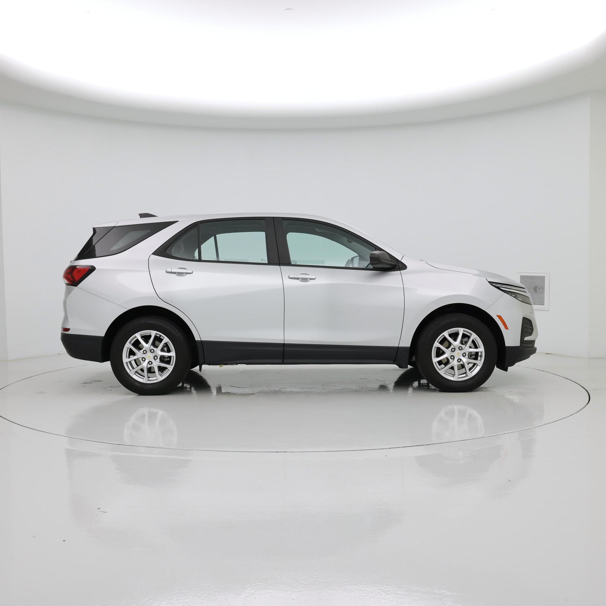 Thumbnail: 2022 Chevrolet Equinox - 7