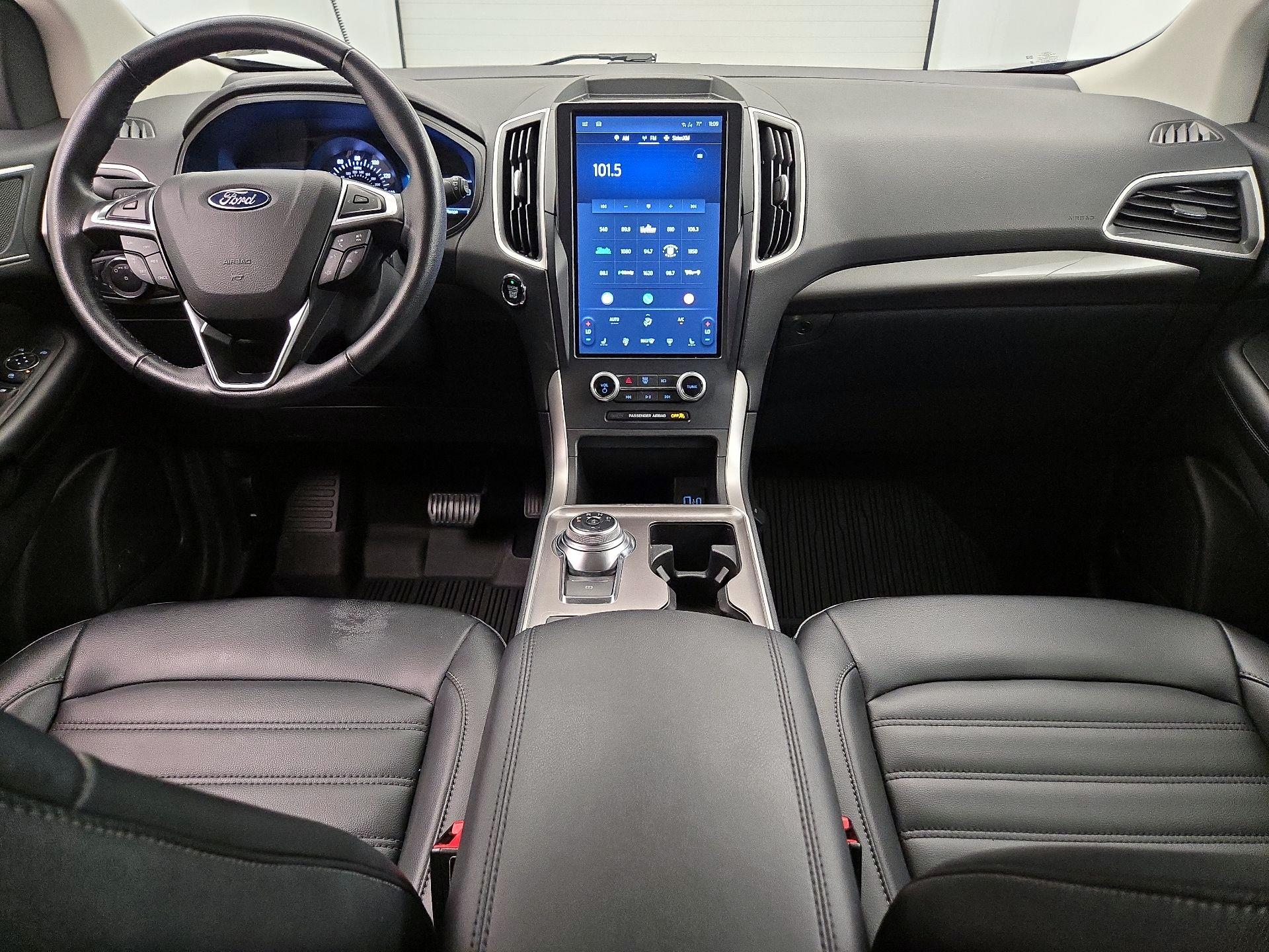 Thumbnail: 2023 Ford Edge - 9