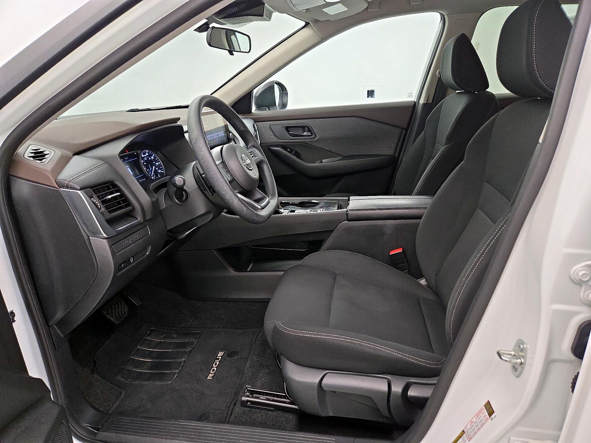 Thumbnail: 2023 Nissan Rogue - 11