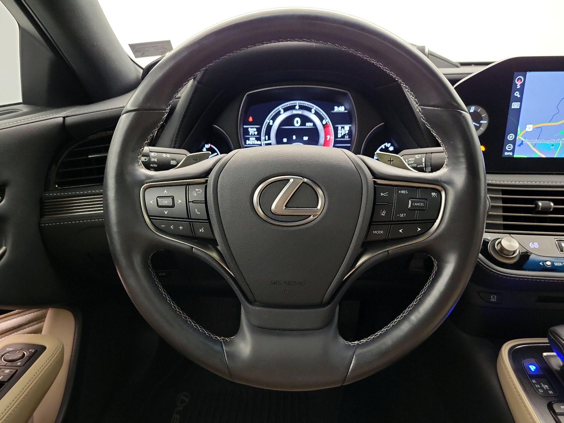 Thumbnail: 2021 Lexus LS - 10
