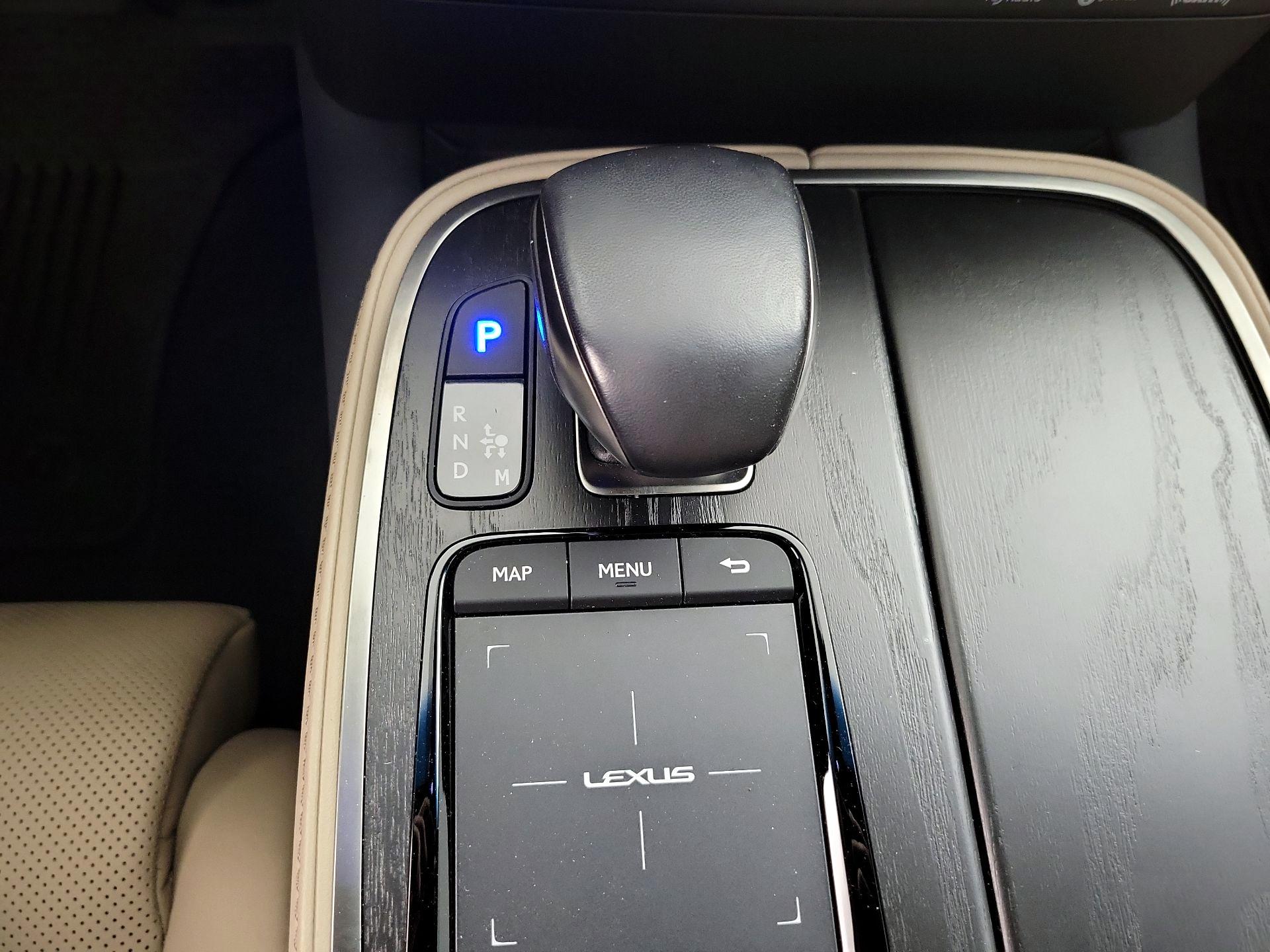 Thumbnail: 2021 Lexus LS - 18