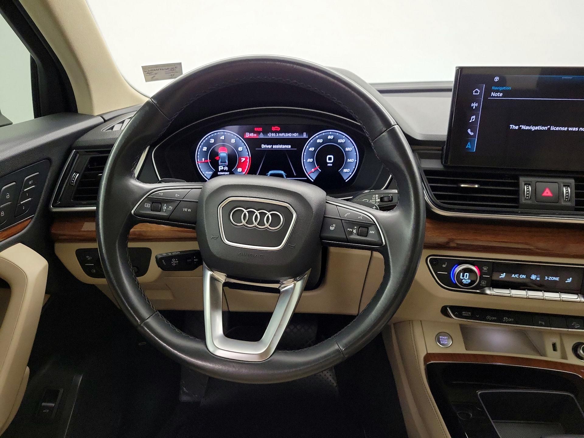 Thumbnail: 2021 Audi Q5 - 10