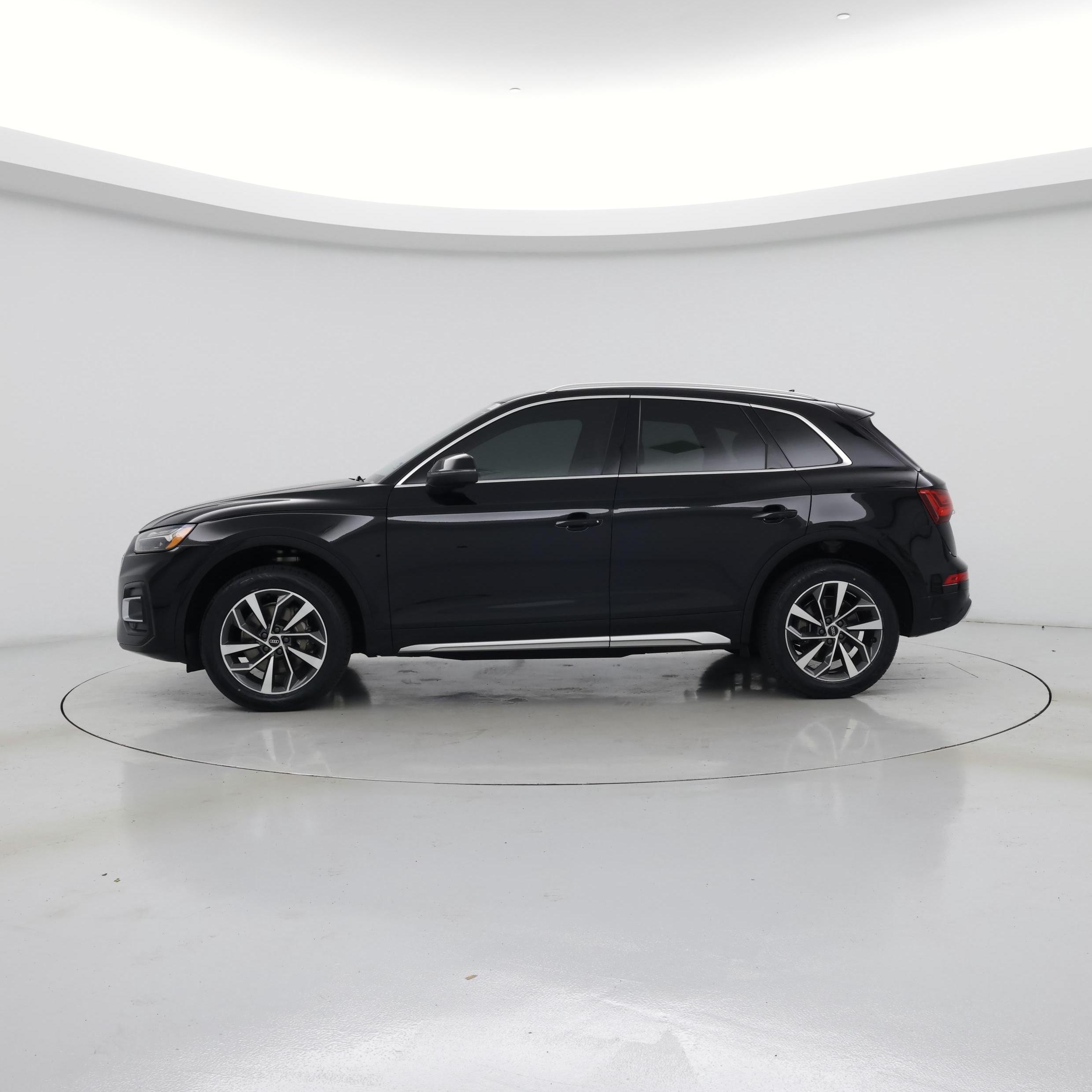 Thumbnail: 2021 Audi Q5 - 3