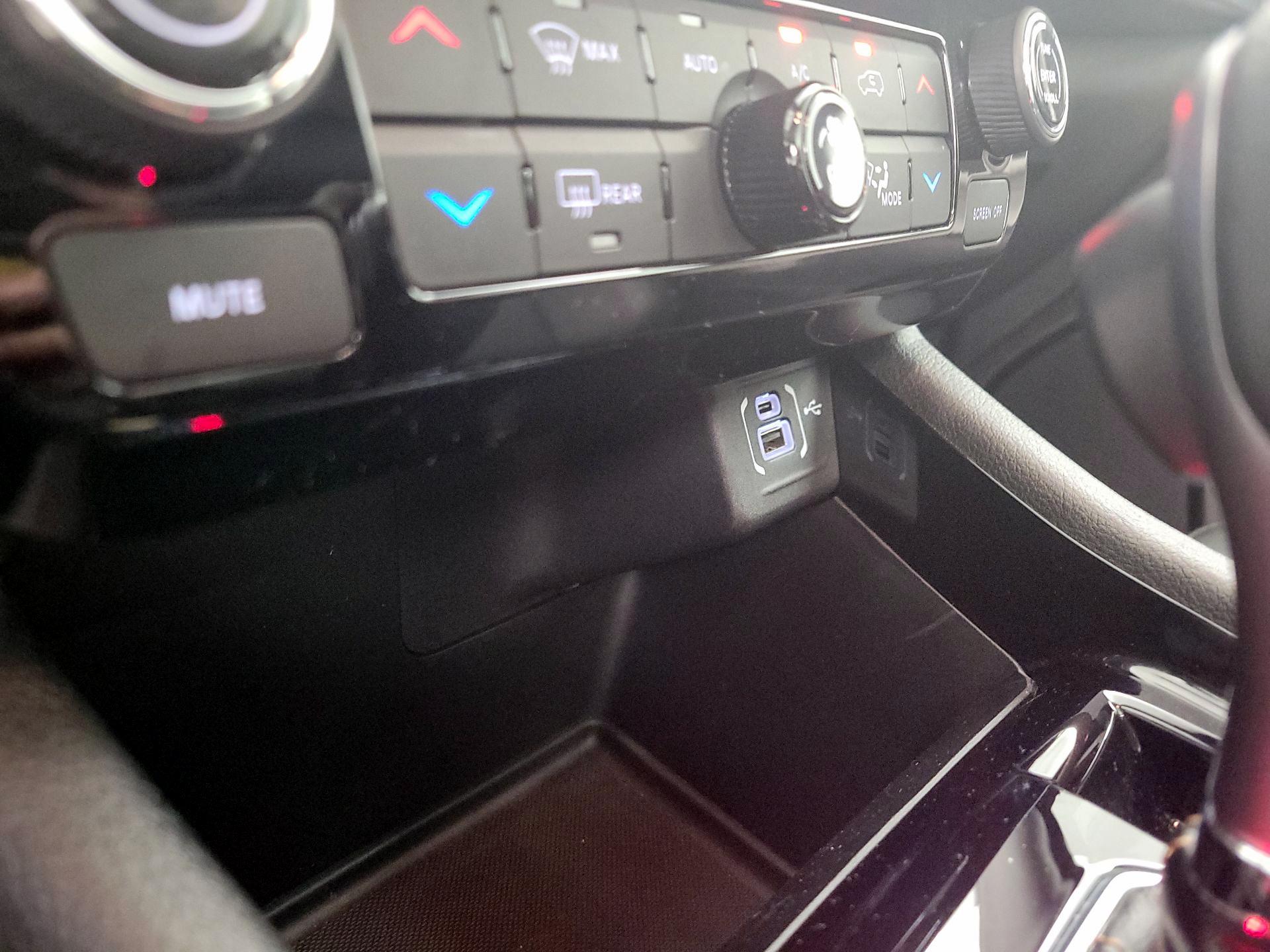 Thumbnail: 2022 Jeep Compass - 18