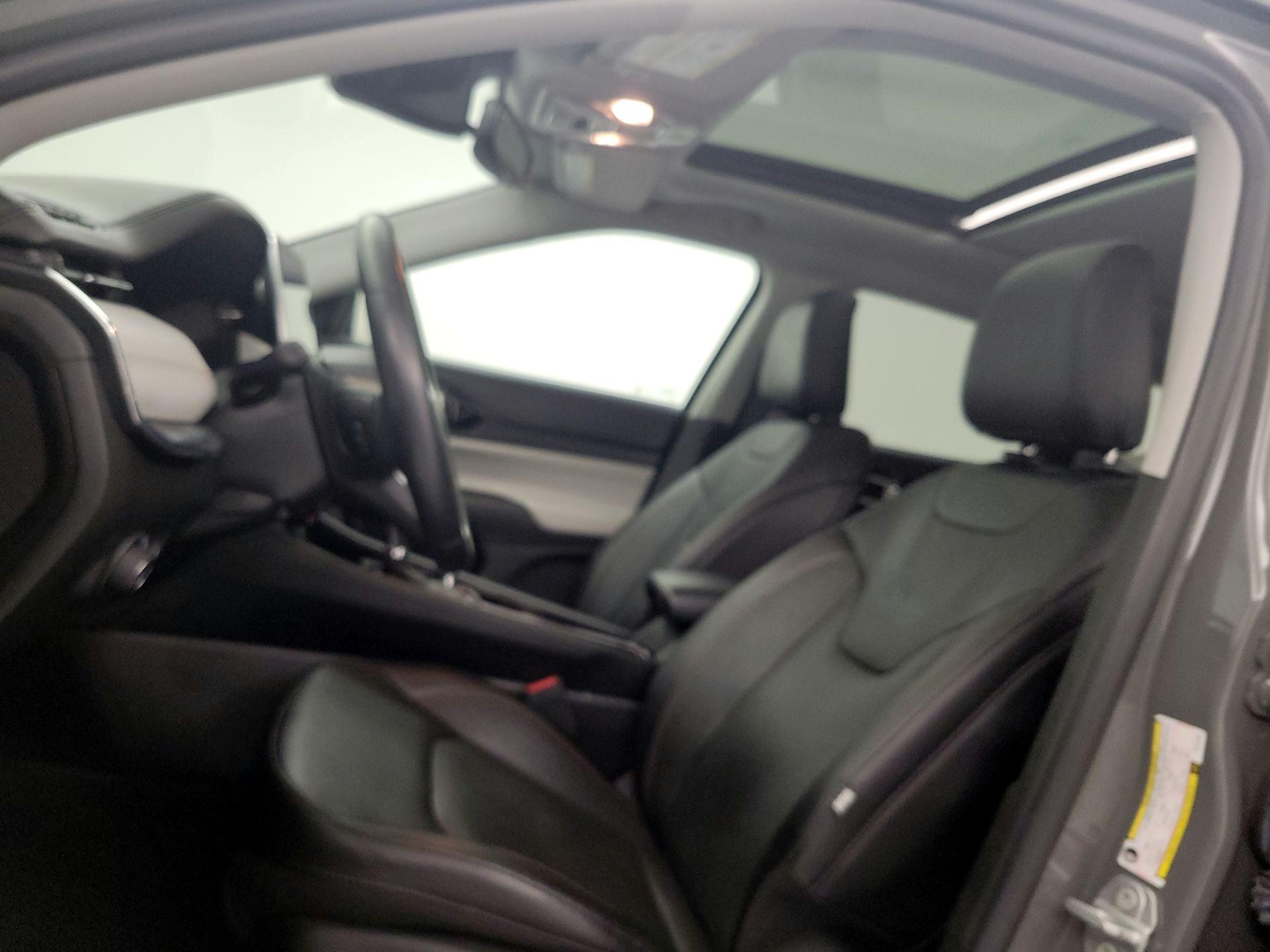 Thumbnail: 2022 Jeep Compass - 19