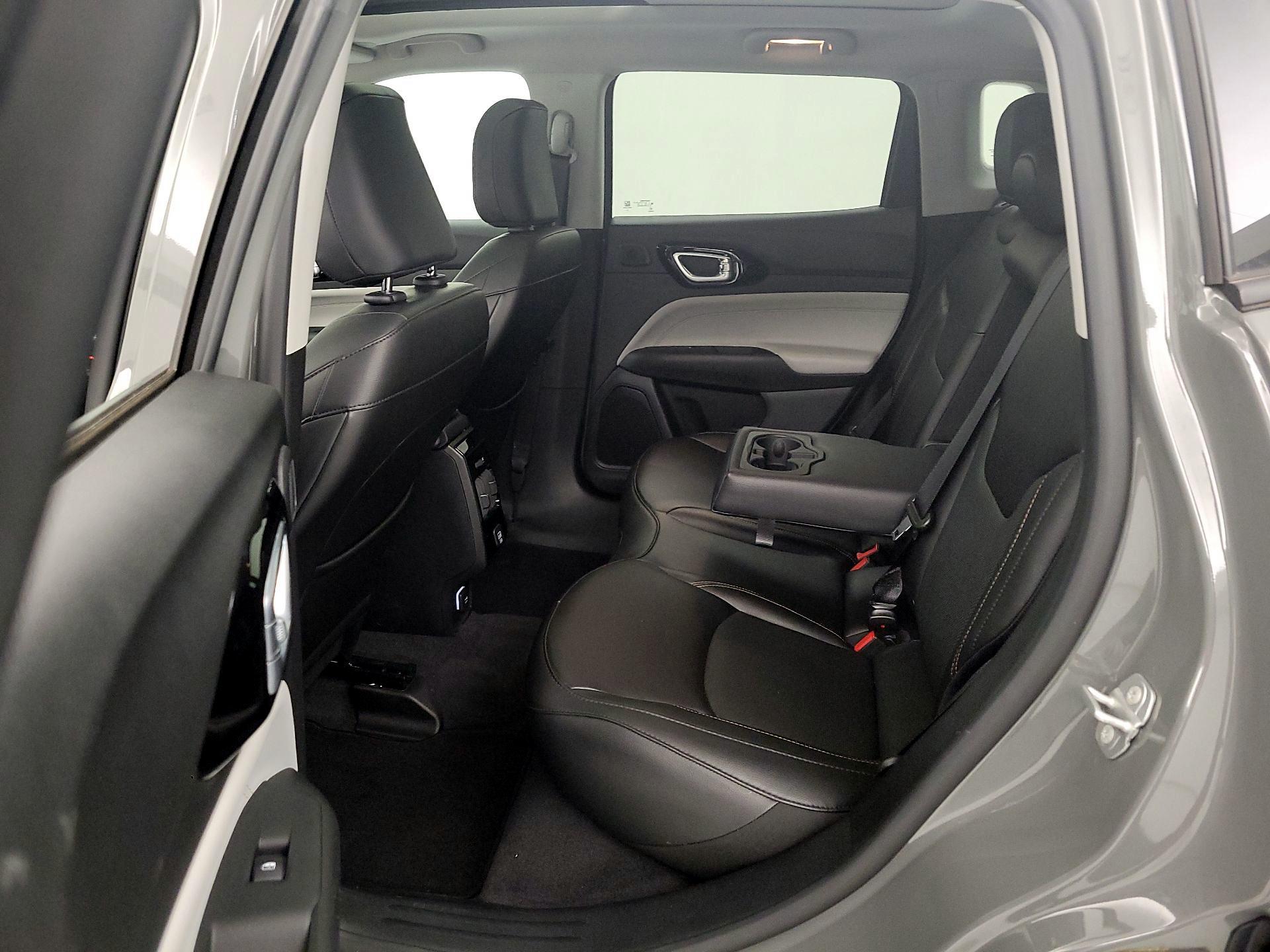 Thumbnail: 2022 Jeep Compass - 20
