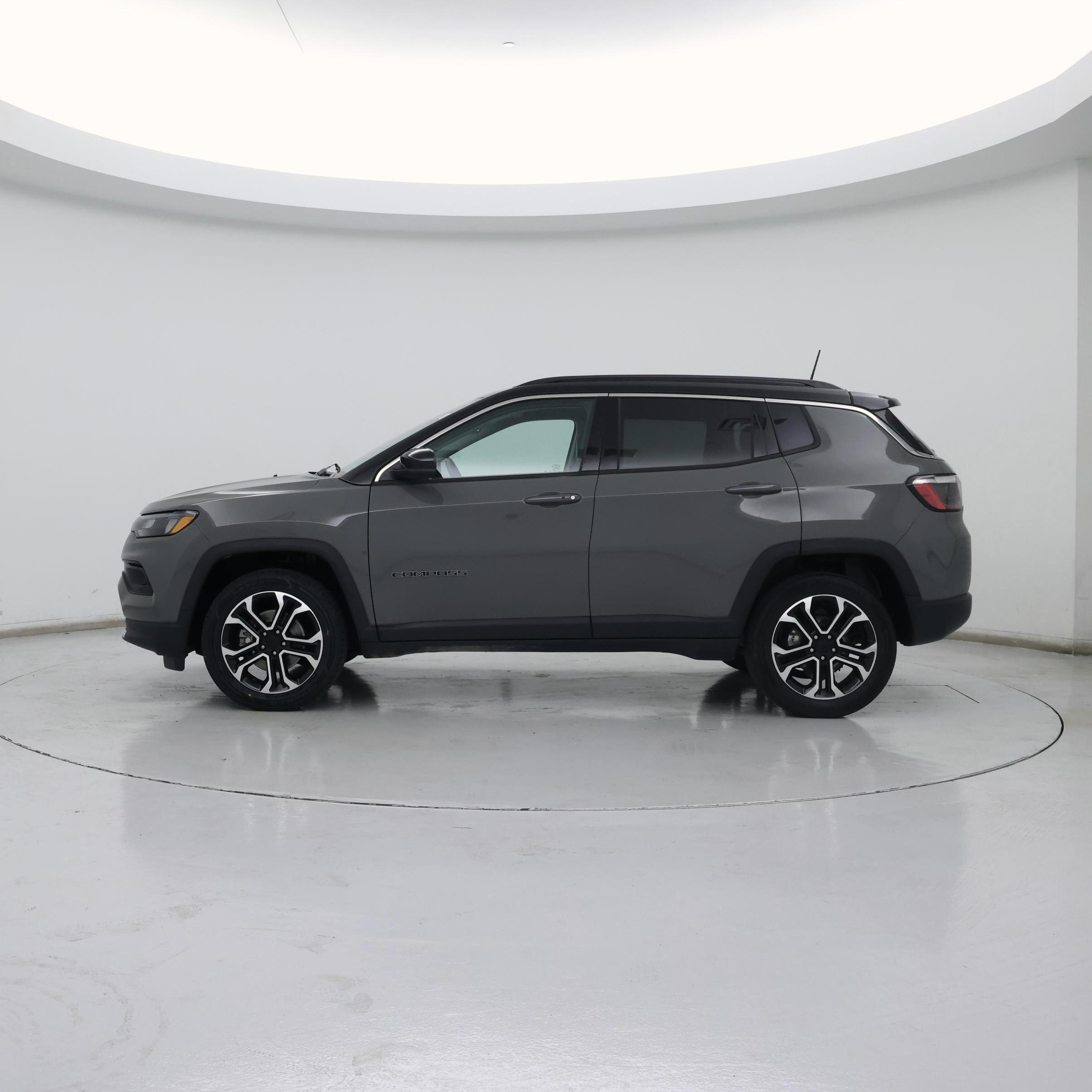 Thumbnail: 2022 Jeep Compass - 3