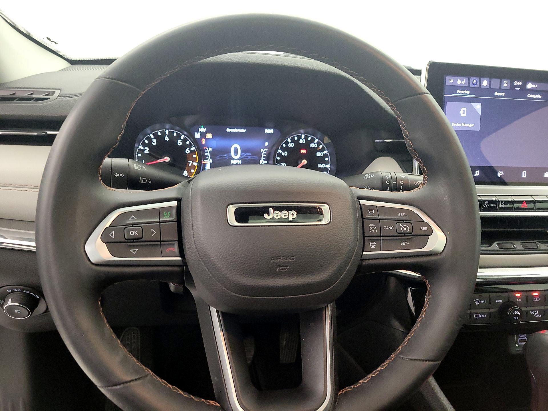 Thumbnail: 2022 Jeep Compass - 10