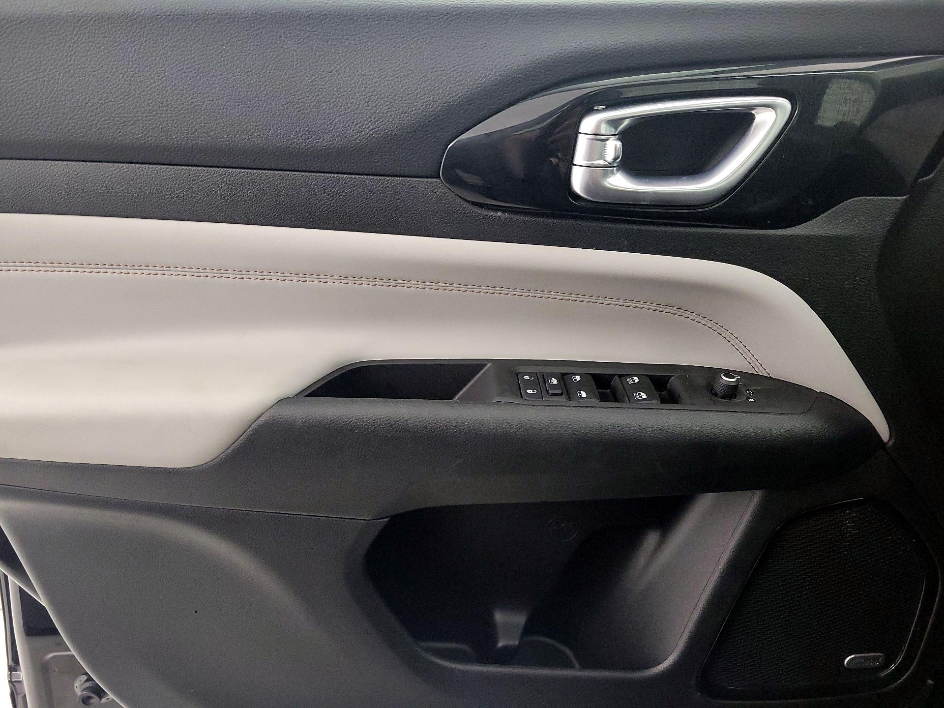 Thumbnail: 2022 Jeep Compass - 12