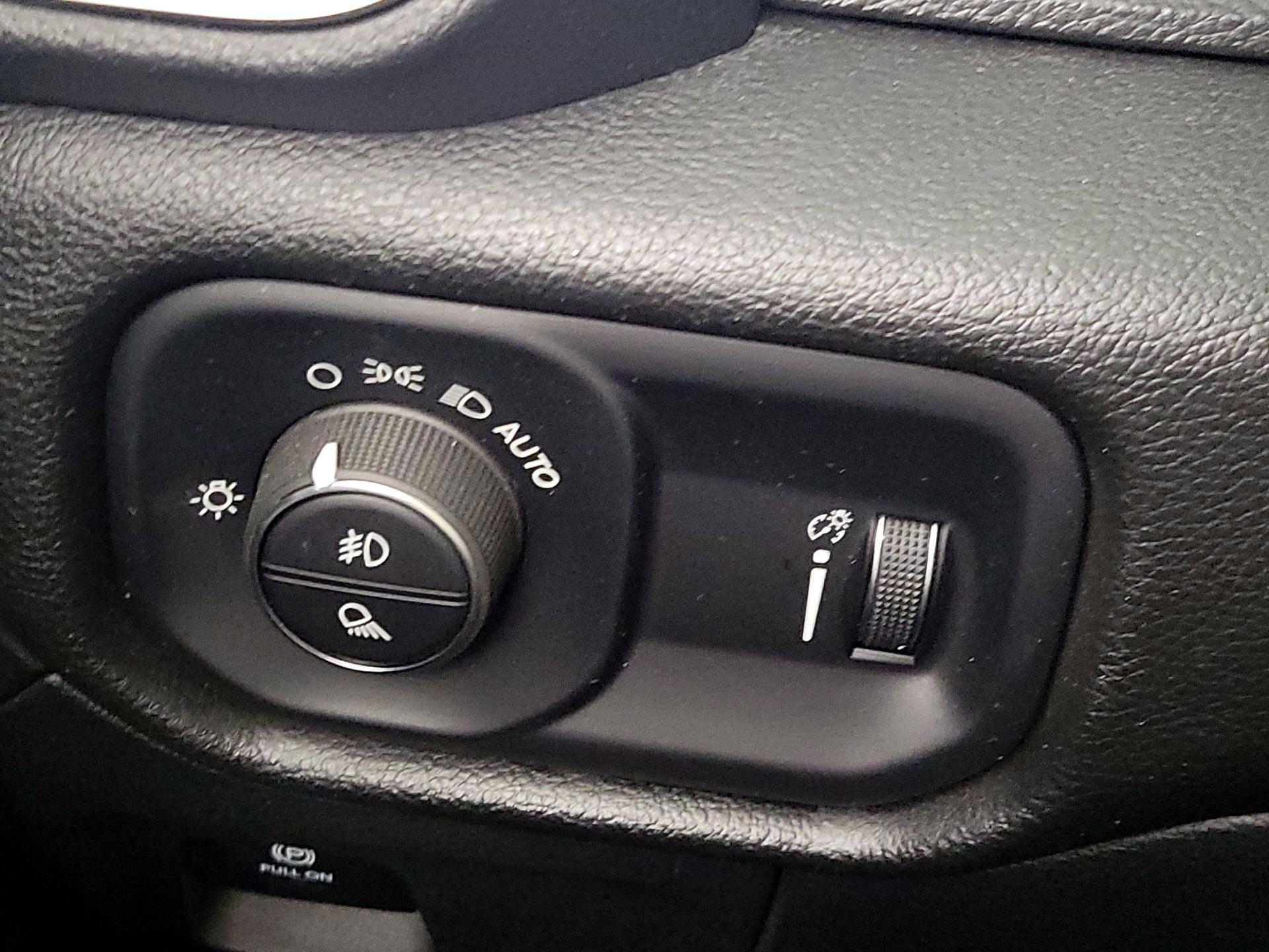 Thumbnail: 2023 RAM 1500 - 13
