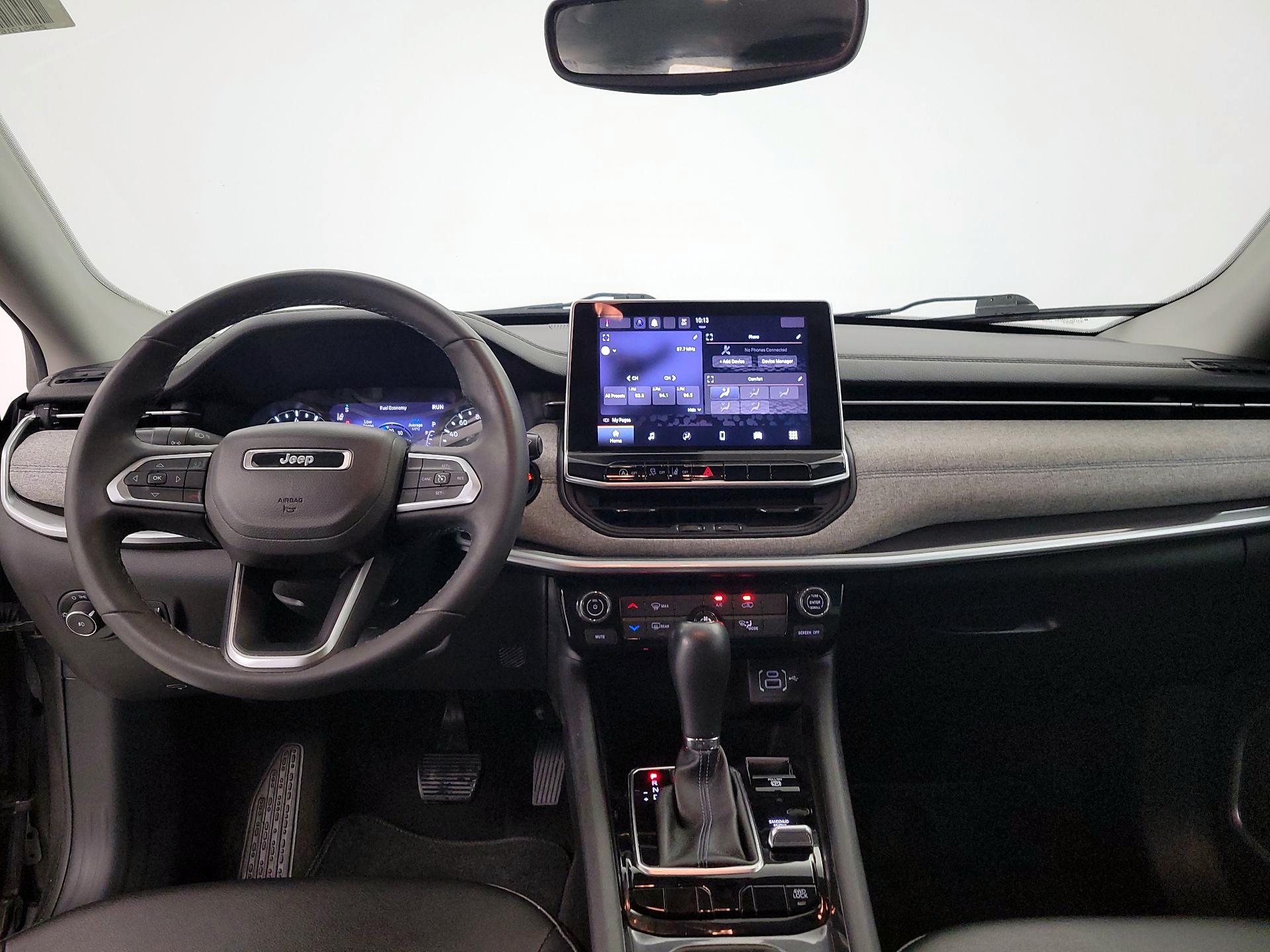 Thumbnail: 2022 Jeep Compass - 9