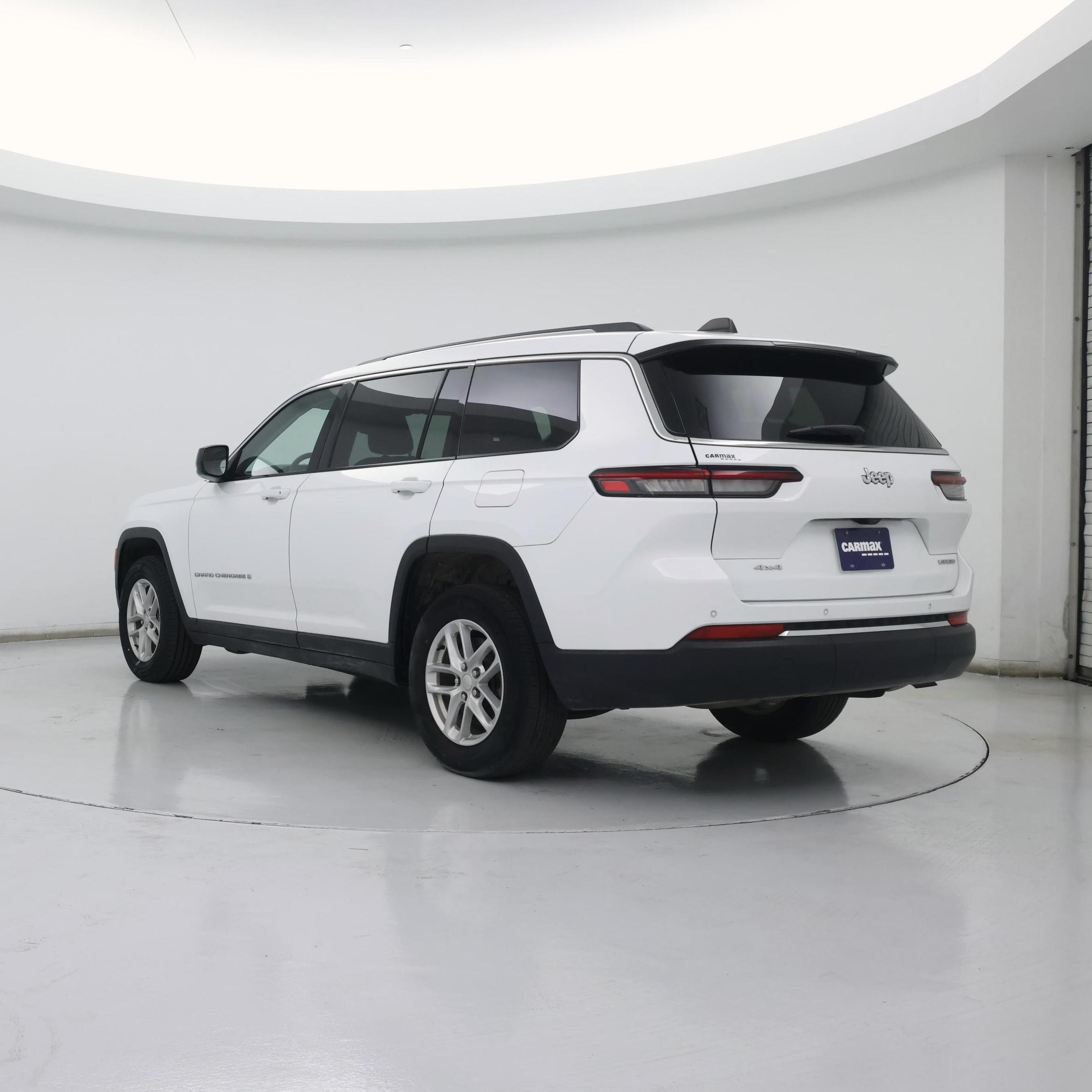 Thumbnail: 2023 Jeep Grand Cherokee L - 2