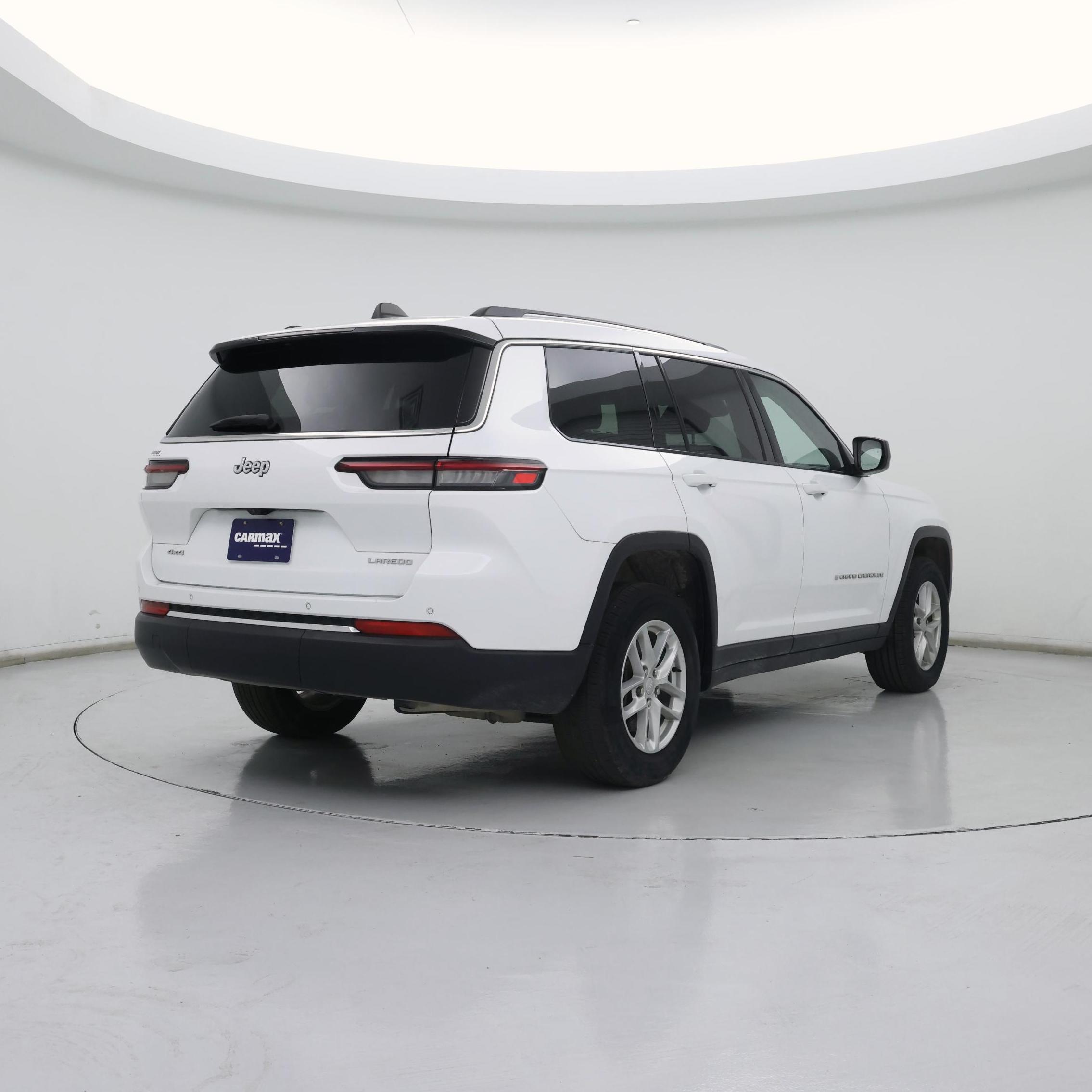 Thumbnail: 2023 Jeep Grand Cherokee L - 8