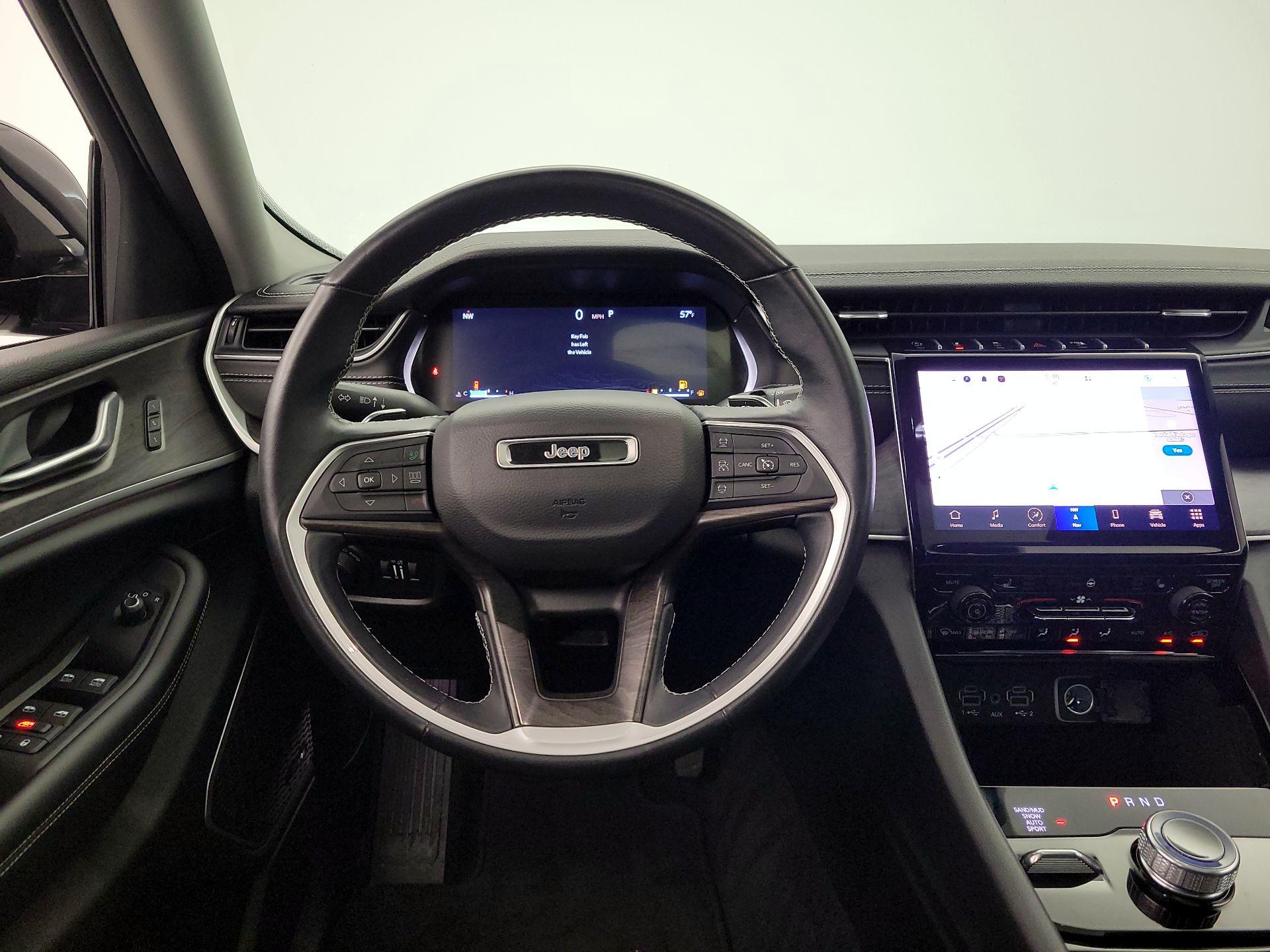 Thumbnail: 2022 Jeep Grand Cherokee L - 10