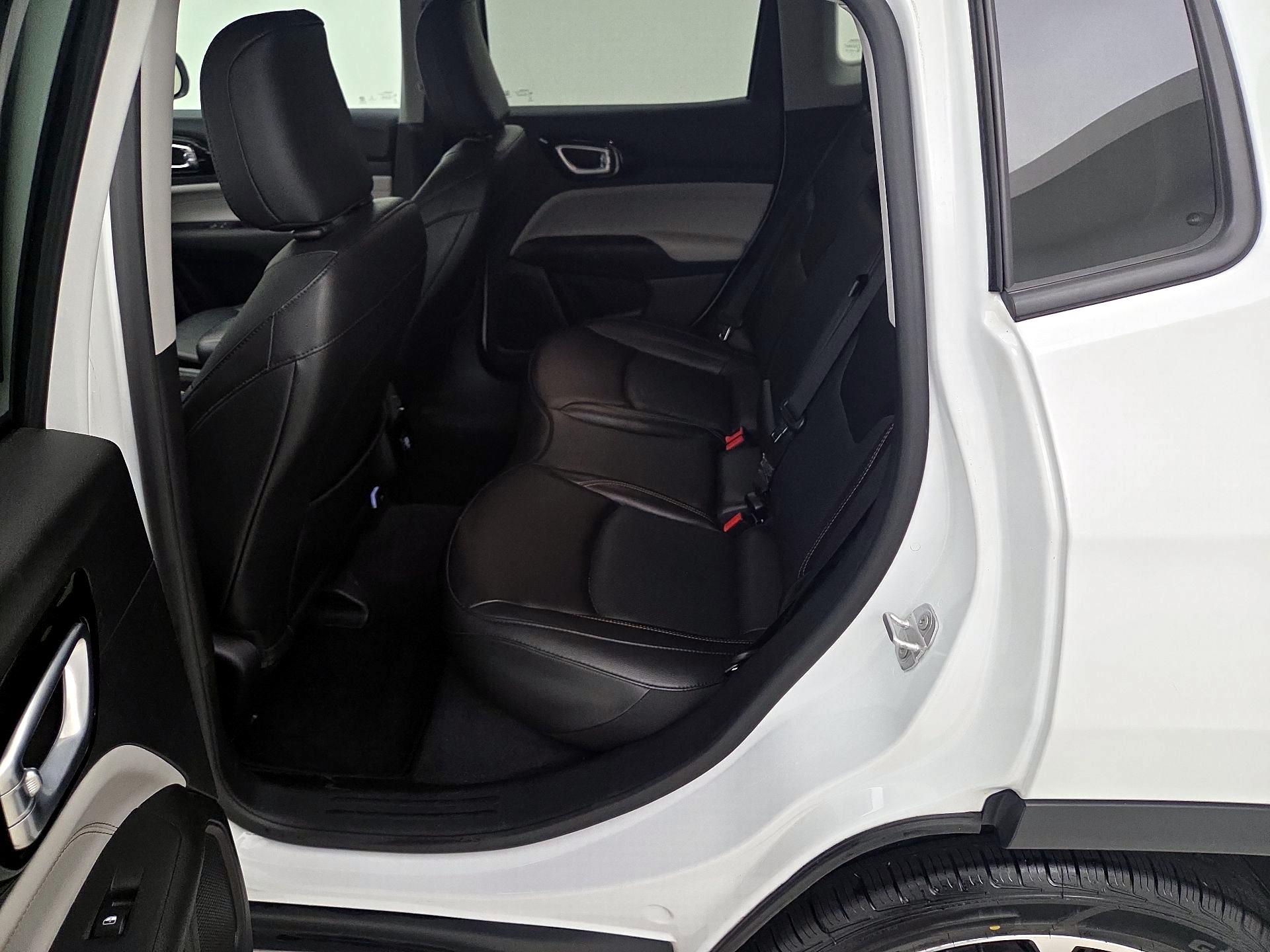 Thumbnail: 2022 Jeep Compass - 19