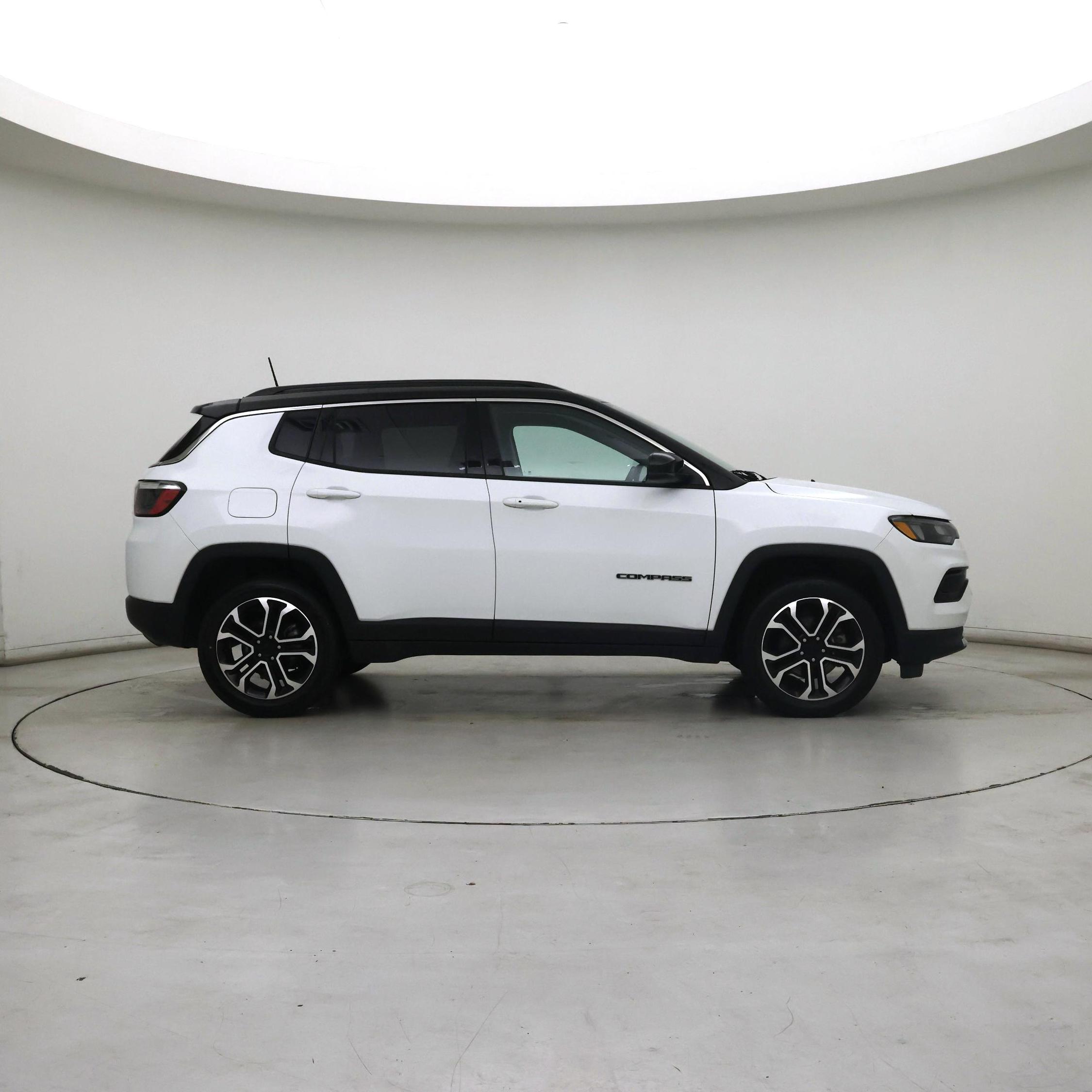 Thumbnail: 2022 Jeep Compass - 7