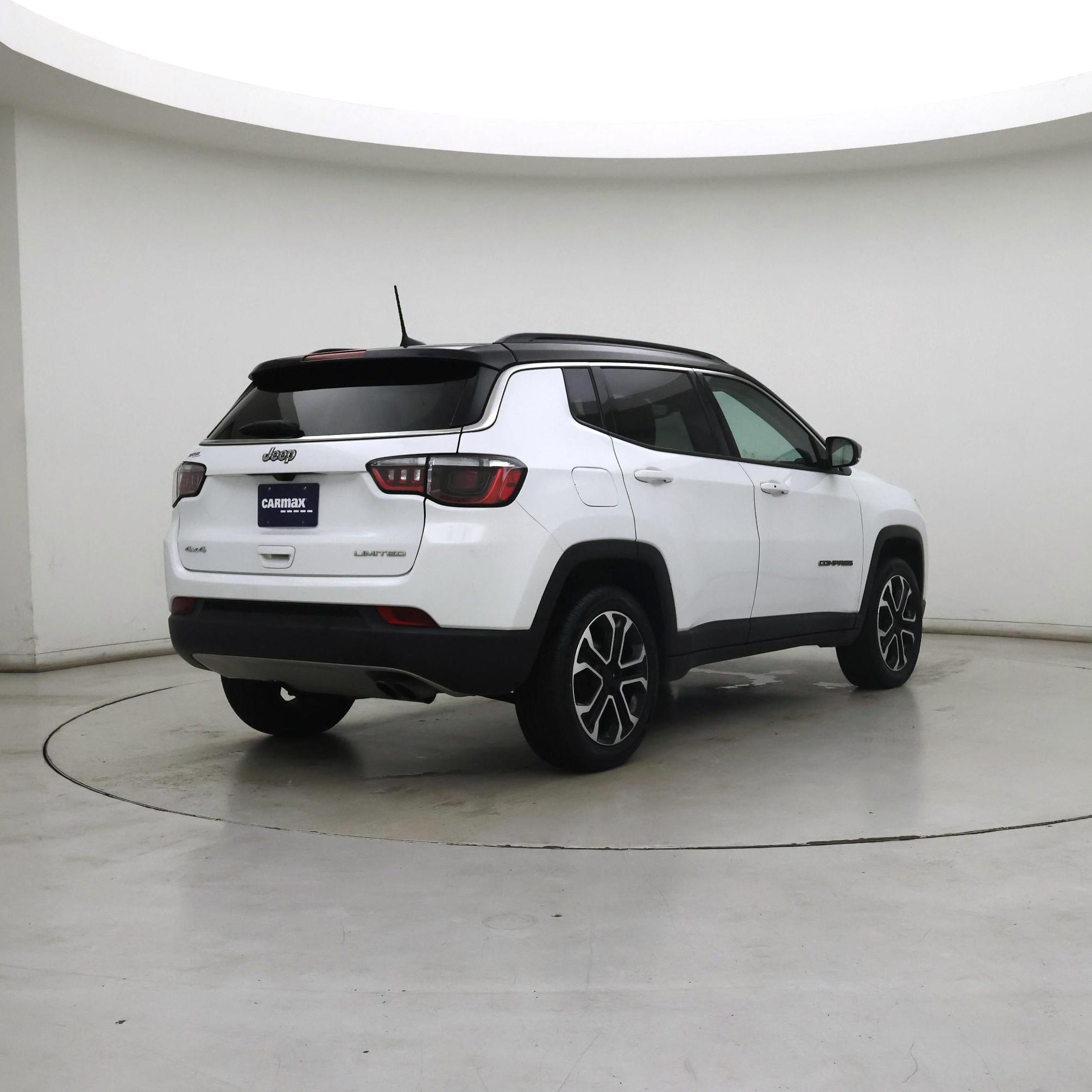 Thumbnail: 2022 Jeep Compass - 8