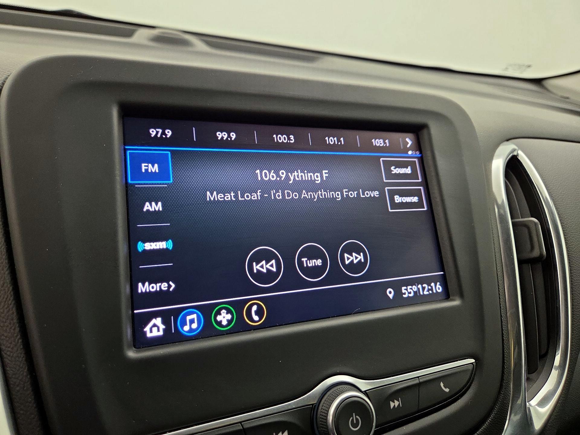 Thumbnail: 2021 Chevrolet Equinox - 16