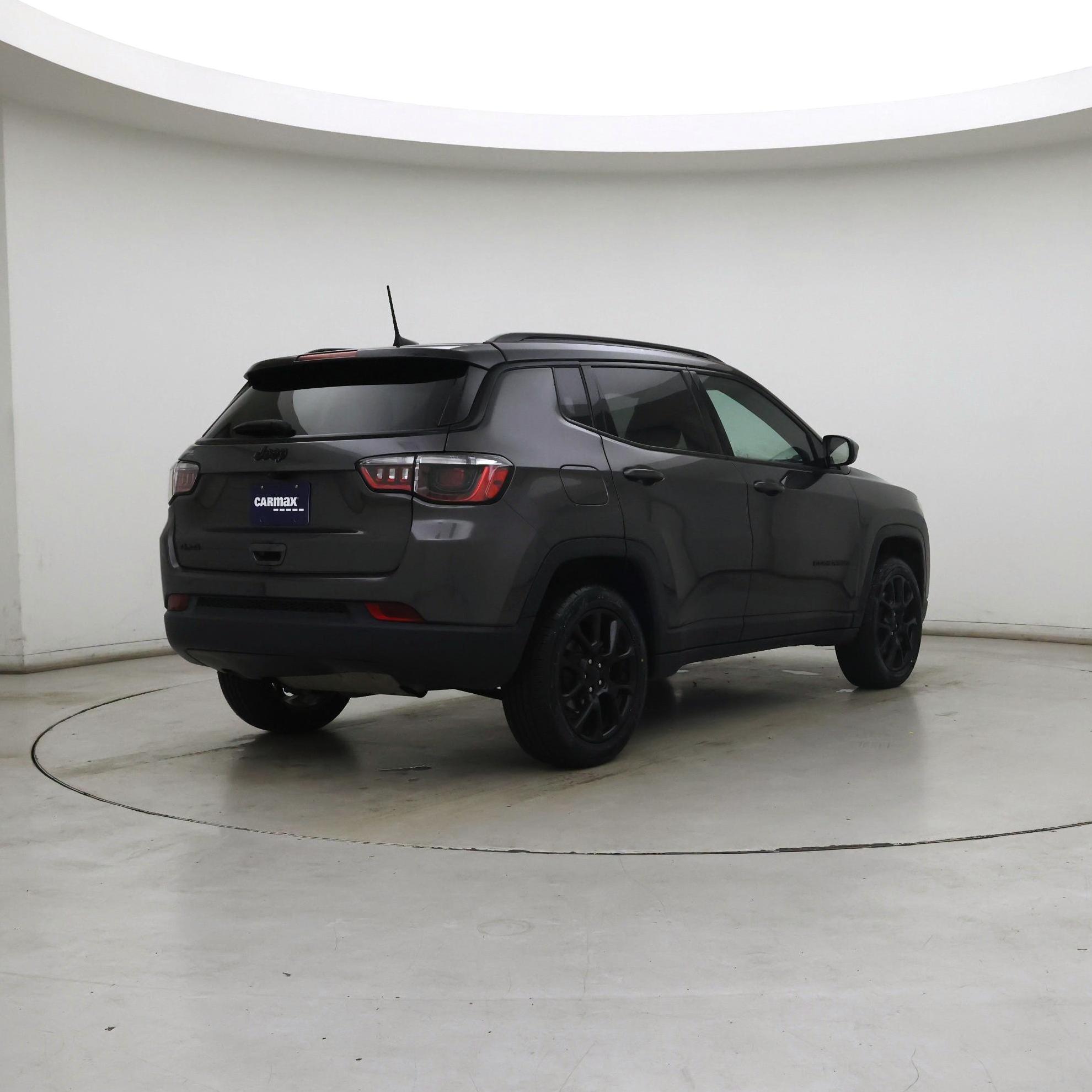Thumbnail: 2023 Jeep Compass - 8