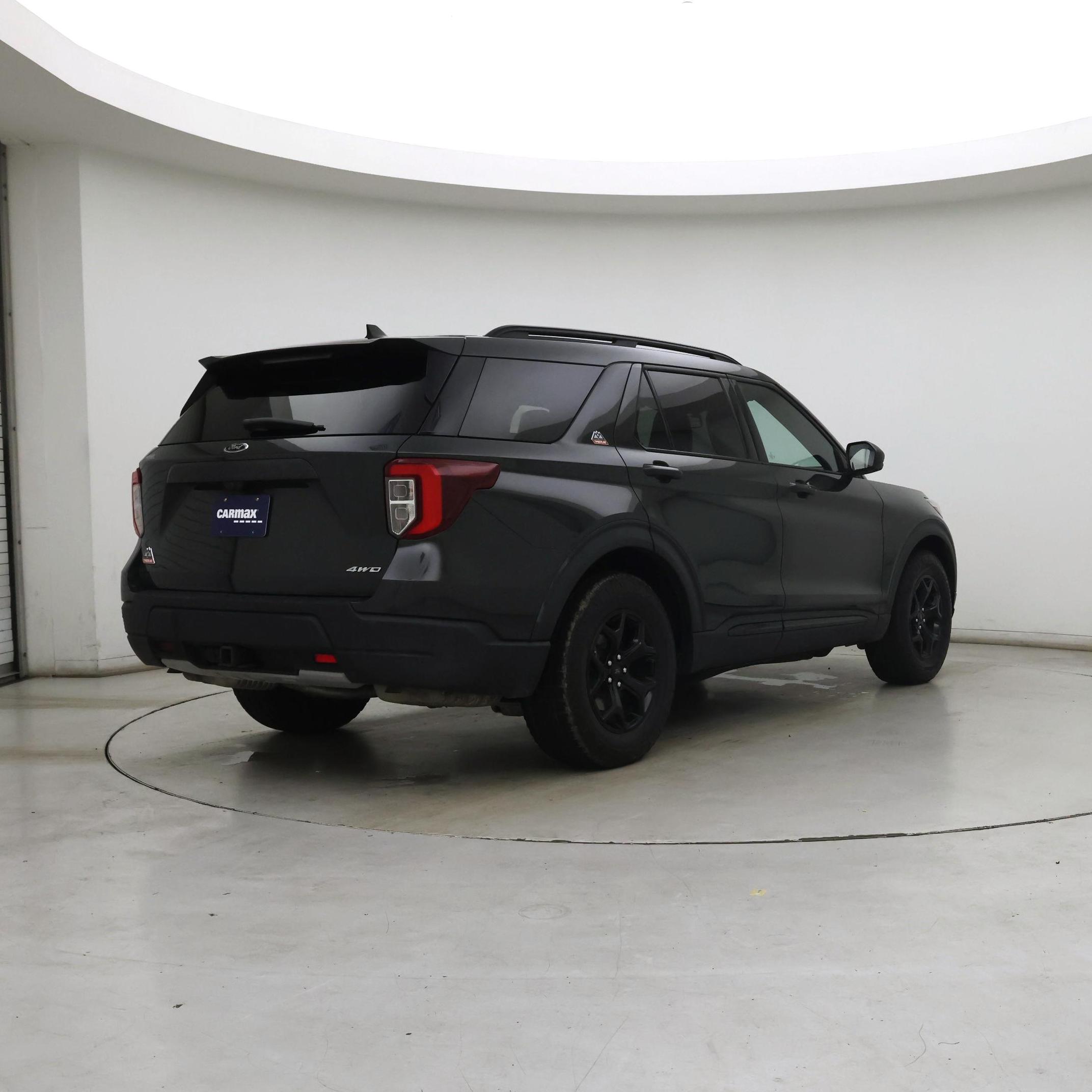 Thumbnail: 2022 Ford Explorer - 8