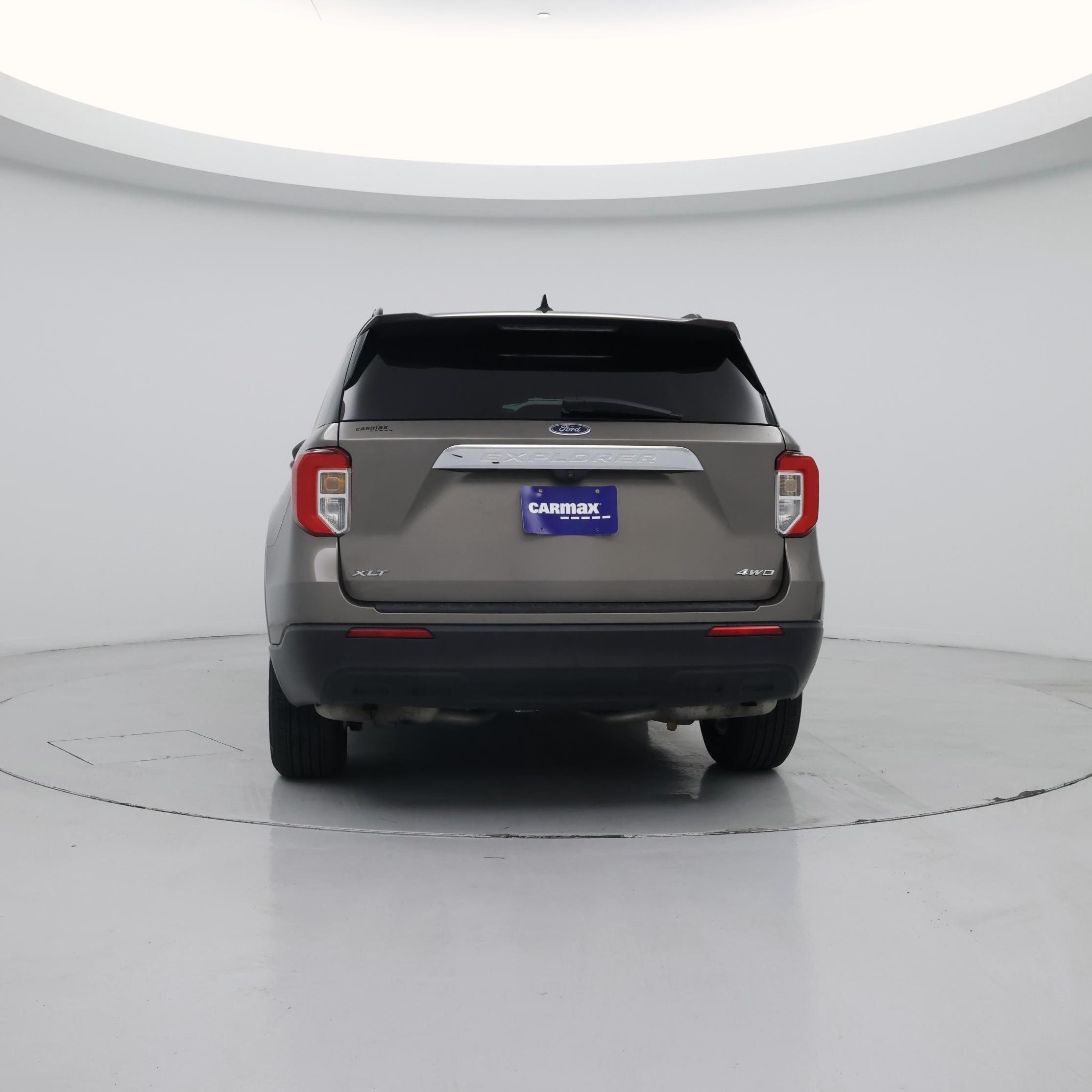 Thumbnail: 2021 Ford Explorer - 6