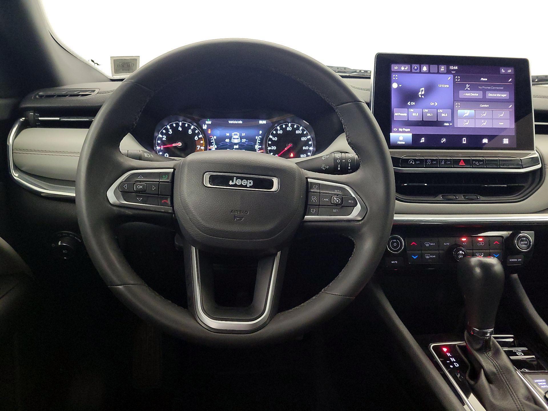 Thumbnail: 2023 Jeep Compass - 10