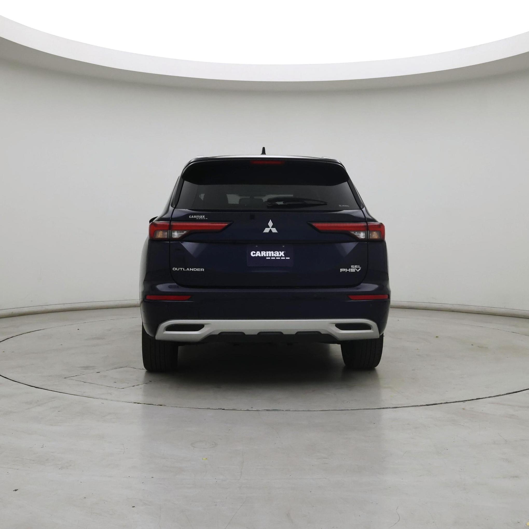 Thumbnail: 2023 Mitsubishi Outlander - 6